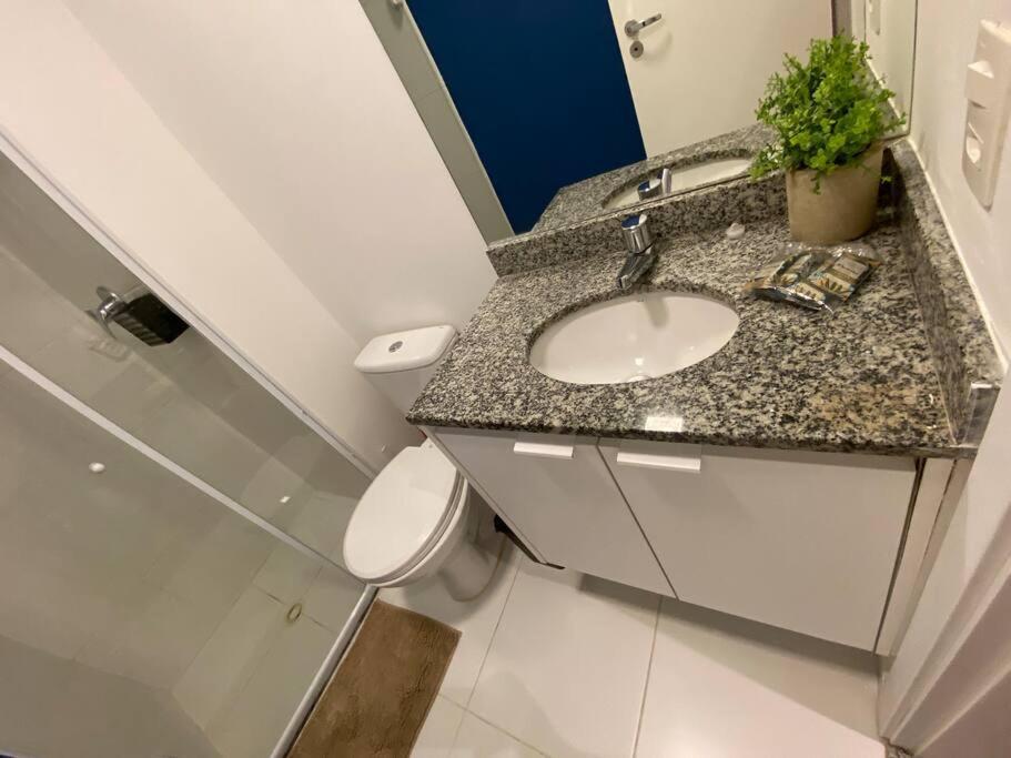 Colorful Windows - Novo Na Liberdade Apartamento *