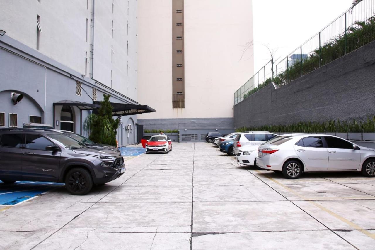 Apartamento Flat Em Frente Ao Allianz Parque - Em Perdizes 1405 *