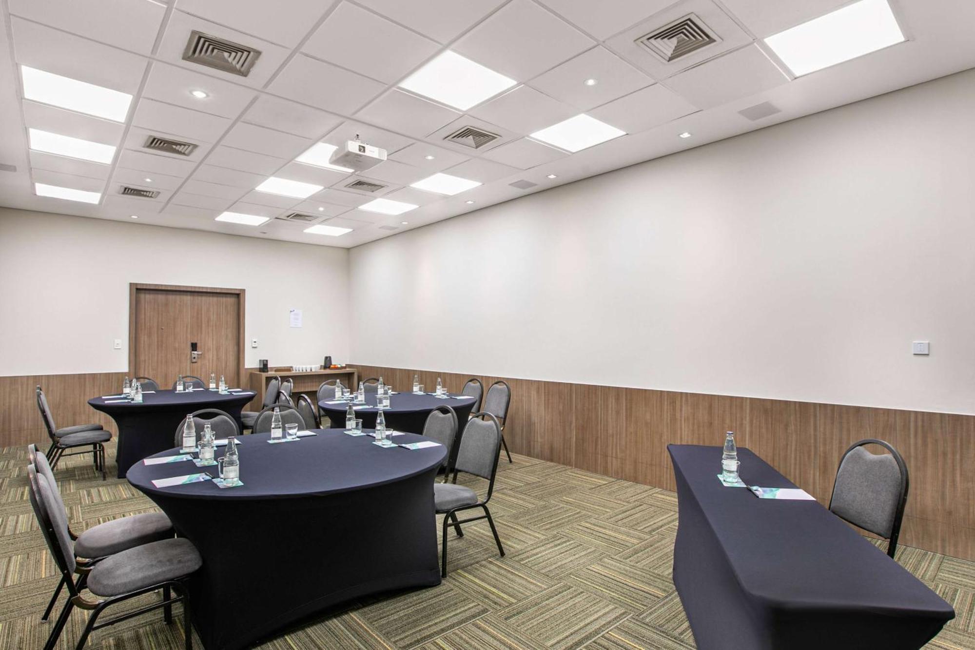 Melia Ibirapuera Hotel 4*
