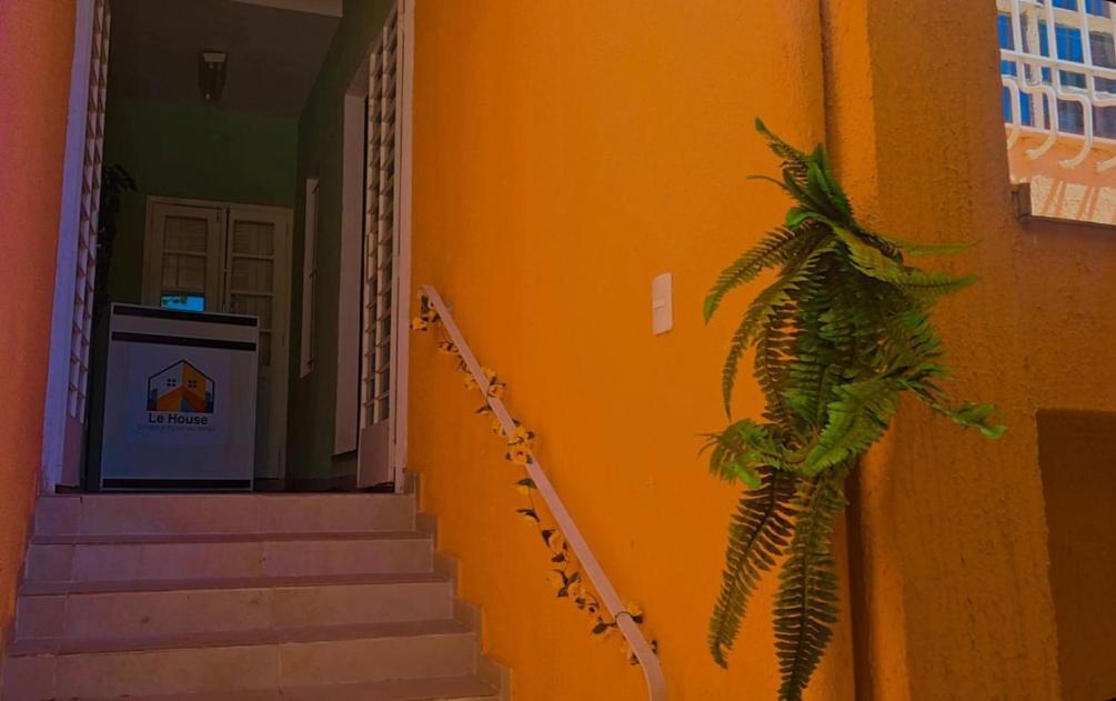 Casa de hóspedes Le House