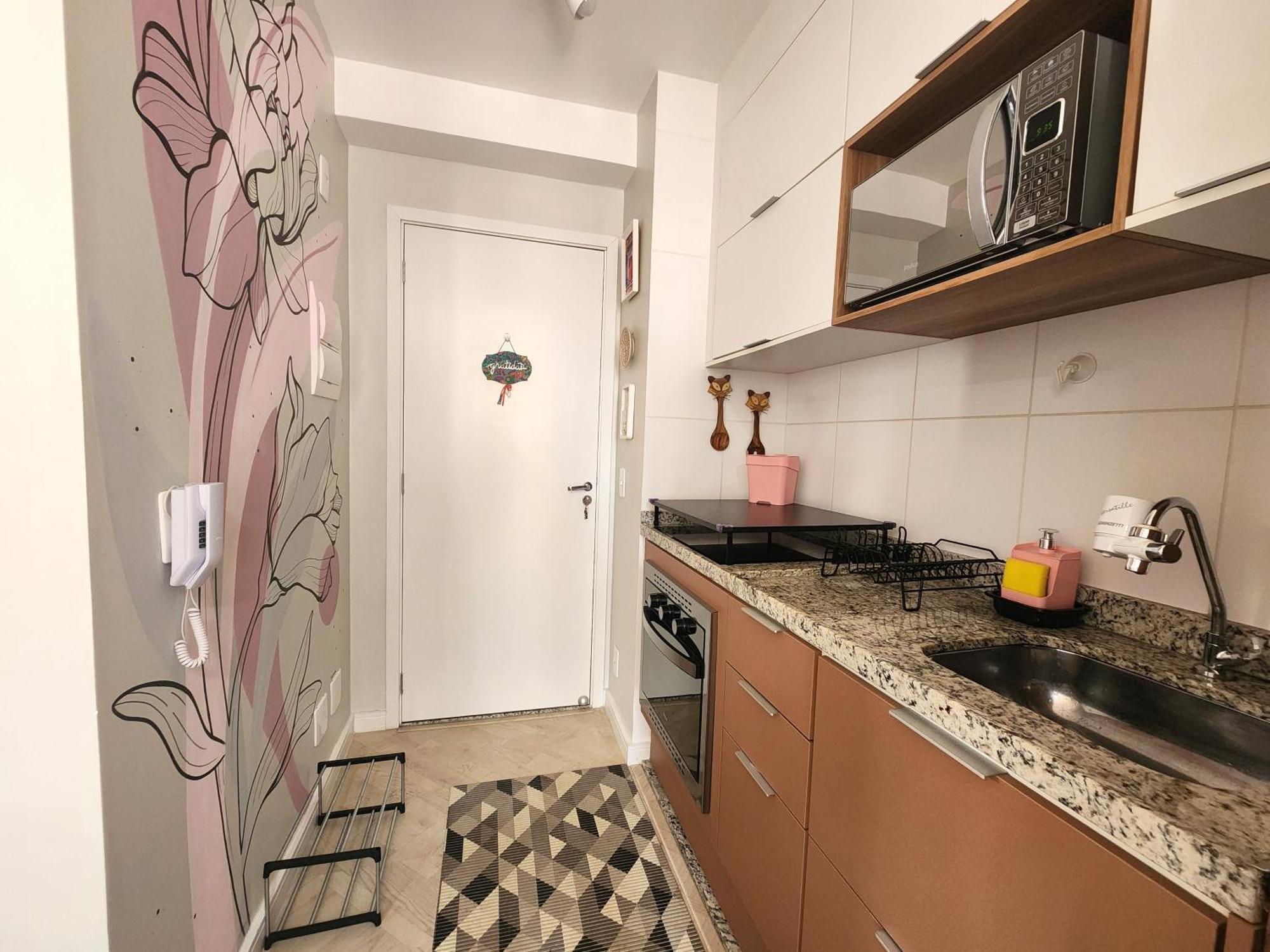 Completo Em Pinheiros Proximo Ao Metro Oscar Freire Apartamento