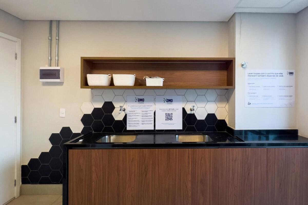 Just Brooklin, A Smart, Modern Space Apartment