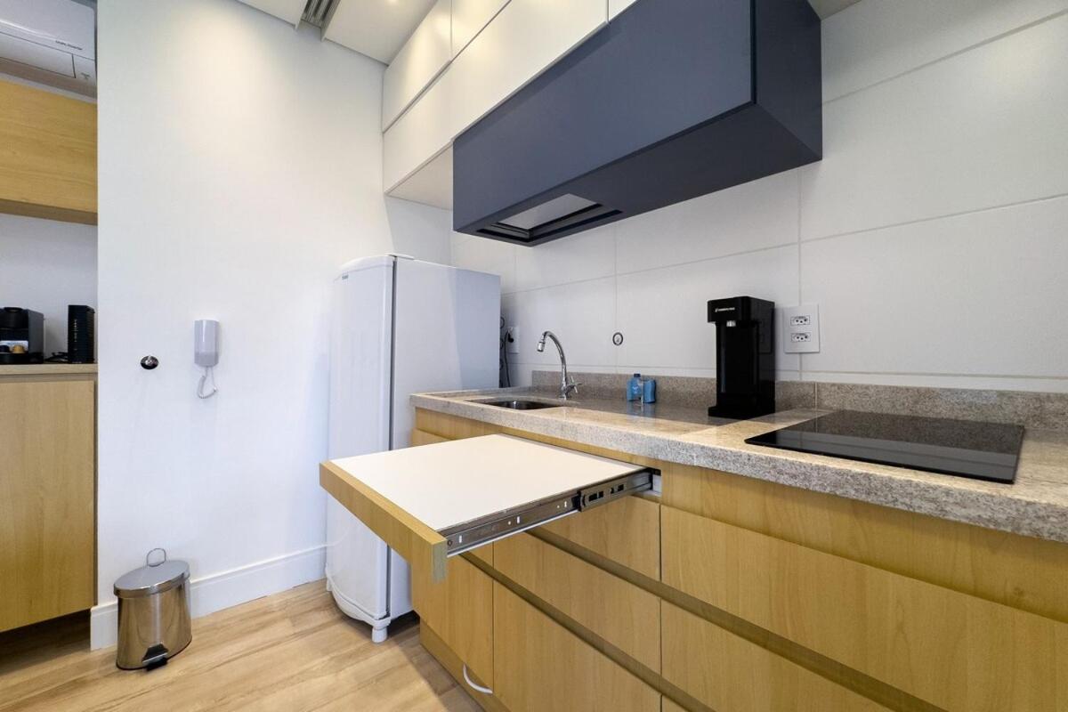 Apartment Just Brooklin, A Smart, Modern Space