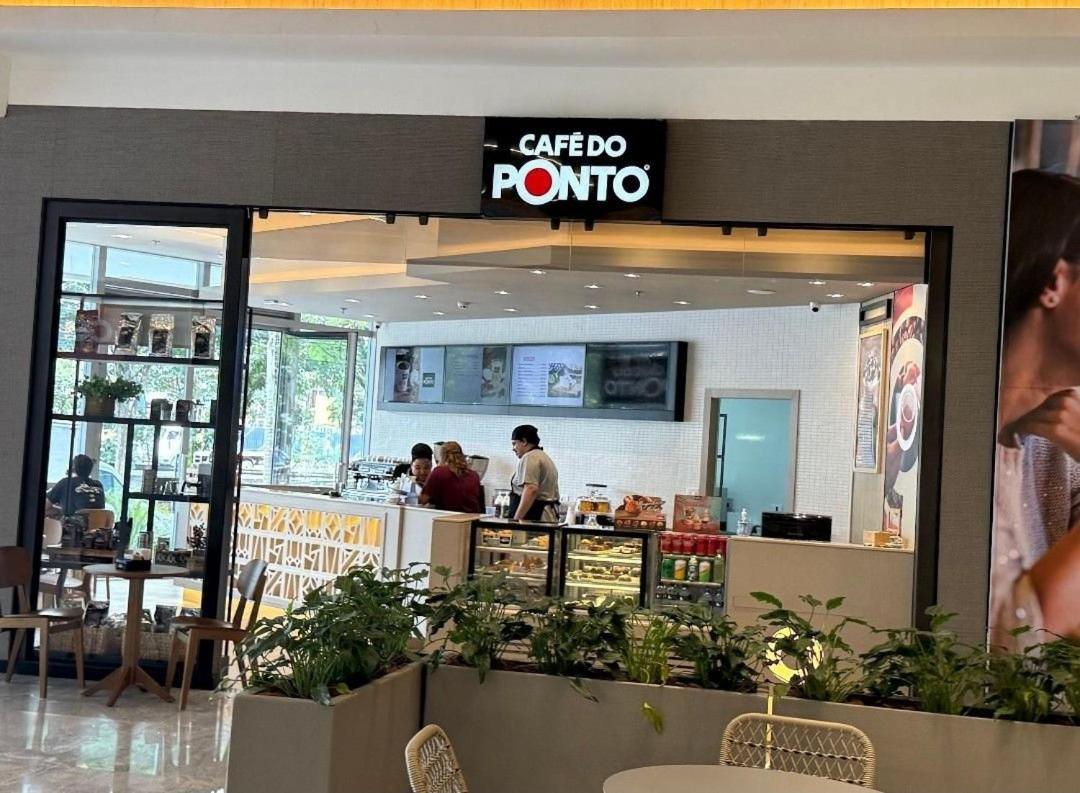 Proximo Ao Metro, Piscina, Areas Sociais, Lojas , Restaurantes, Cafe E Muito Mais... * Sao Paulo