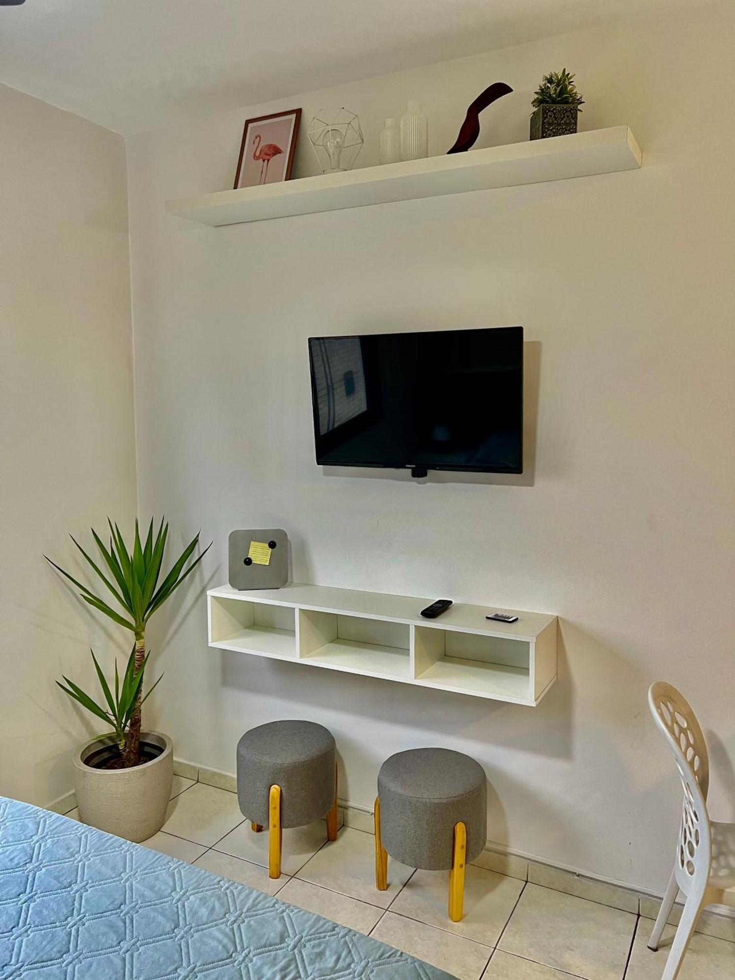 Completo 28m2 1 Vaga De Garagem Na Frei Caneca A 500m Da Av Paulista Apartment