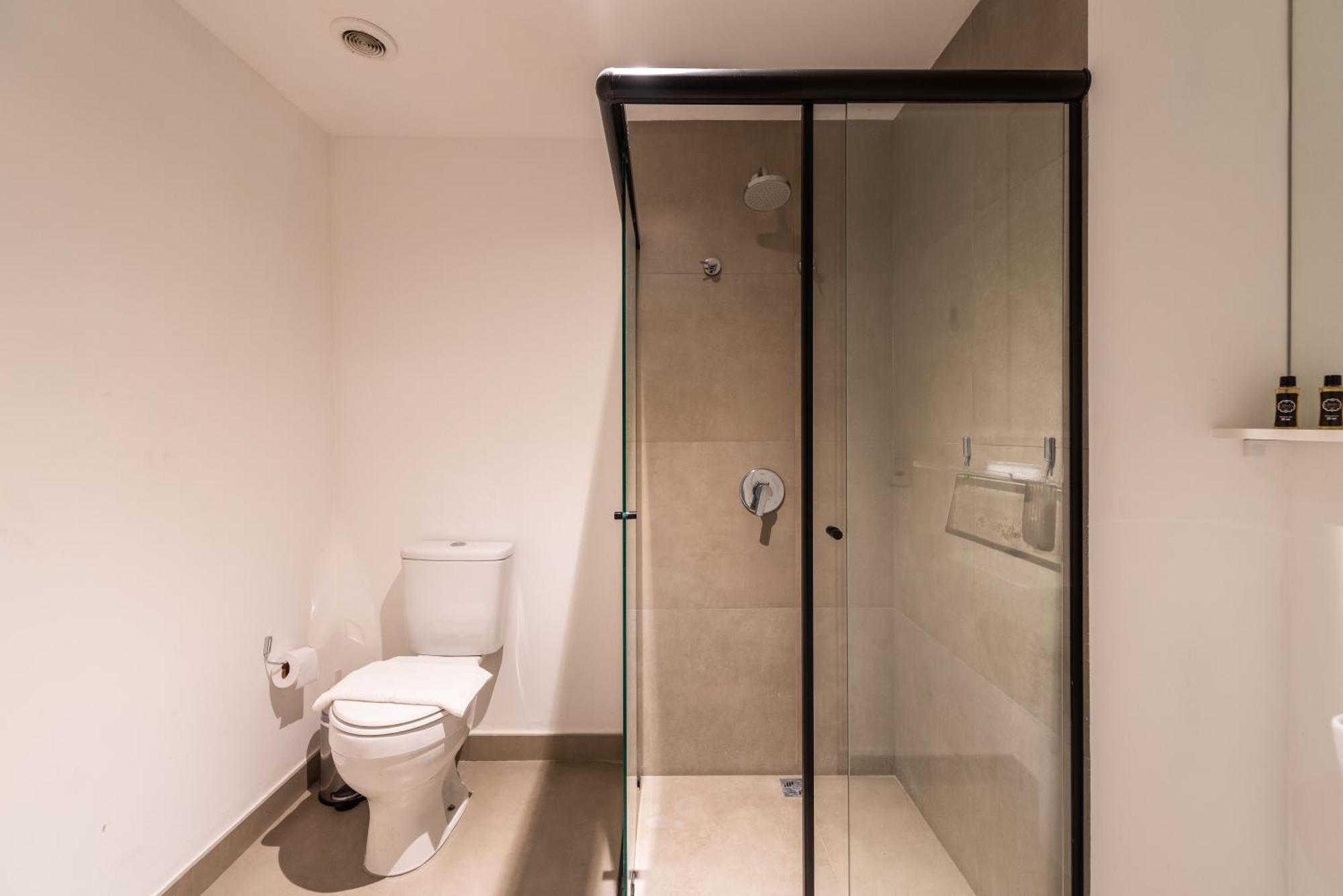 Completo, Localizacao Incrivel, Paulista E Sirio Libanes Apartment *