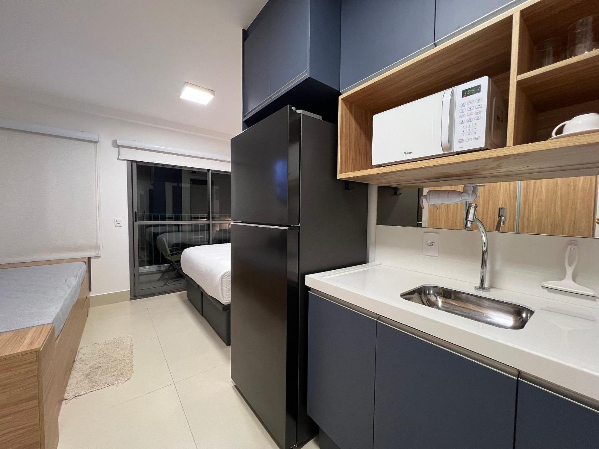 Lindos Na Liberdade Ac/wf/proximo Ao Metro Apartamento