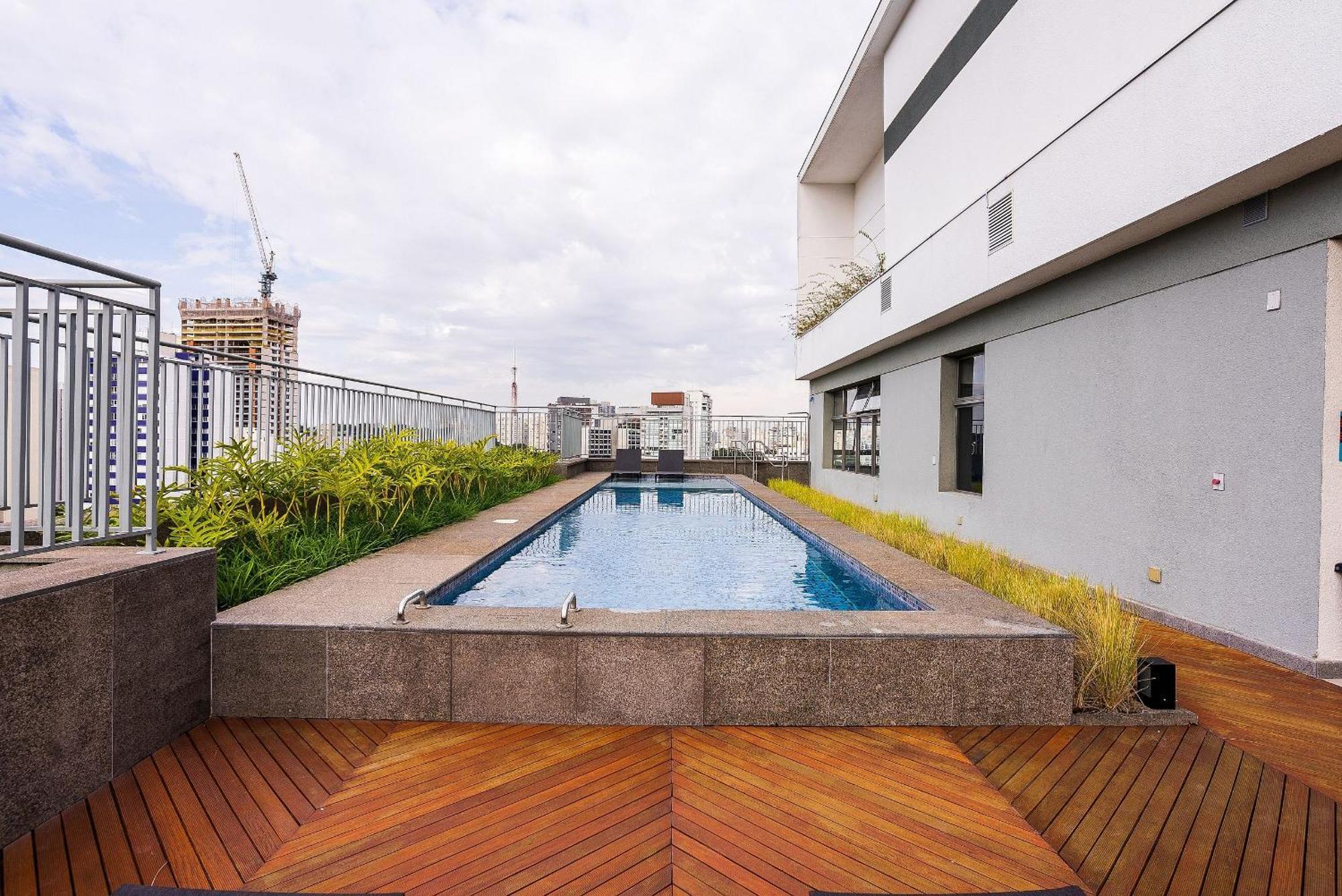 Apartamento Completo Na Porta Do Metro Madalena! São Paulo