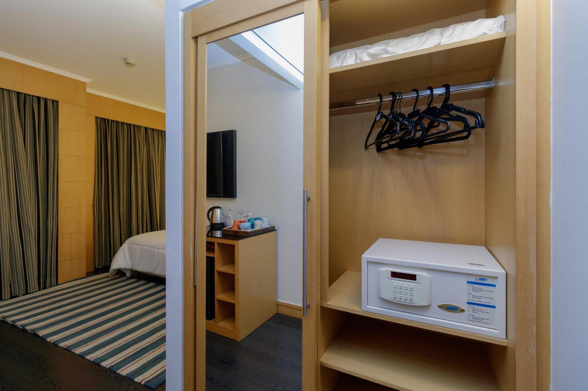 Apartment Staycy Jesuino Arruda Itaim *