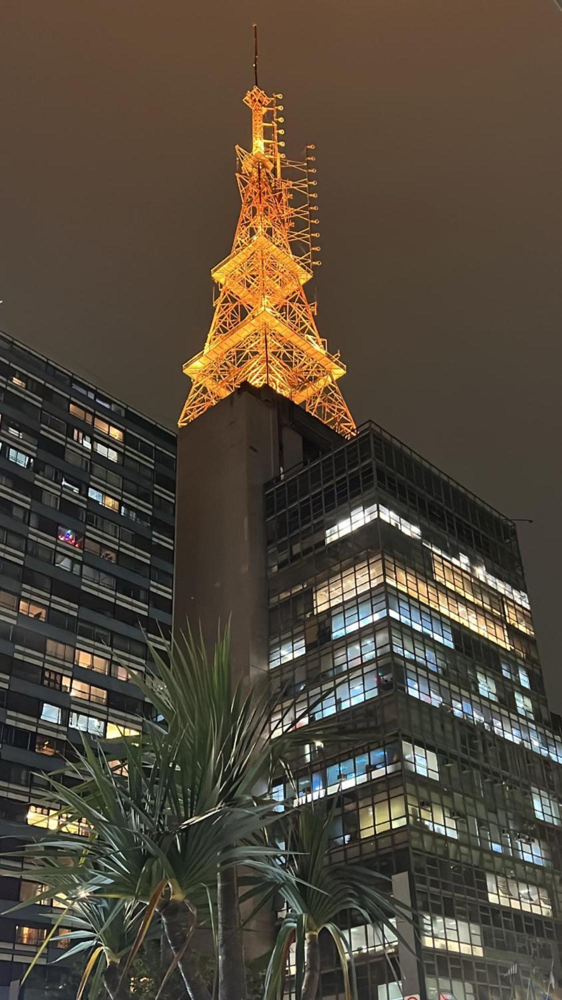 Colonial - Vista Paulista Apartment *