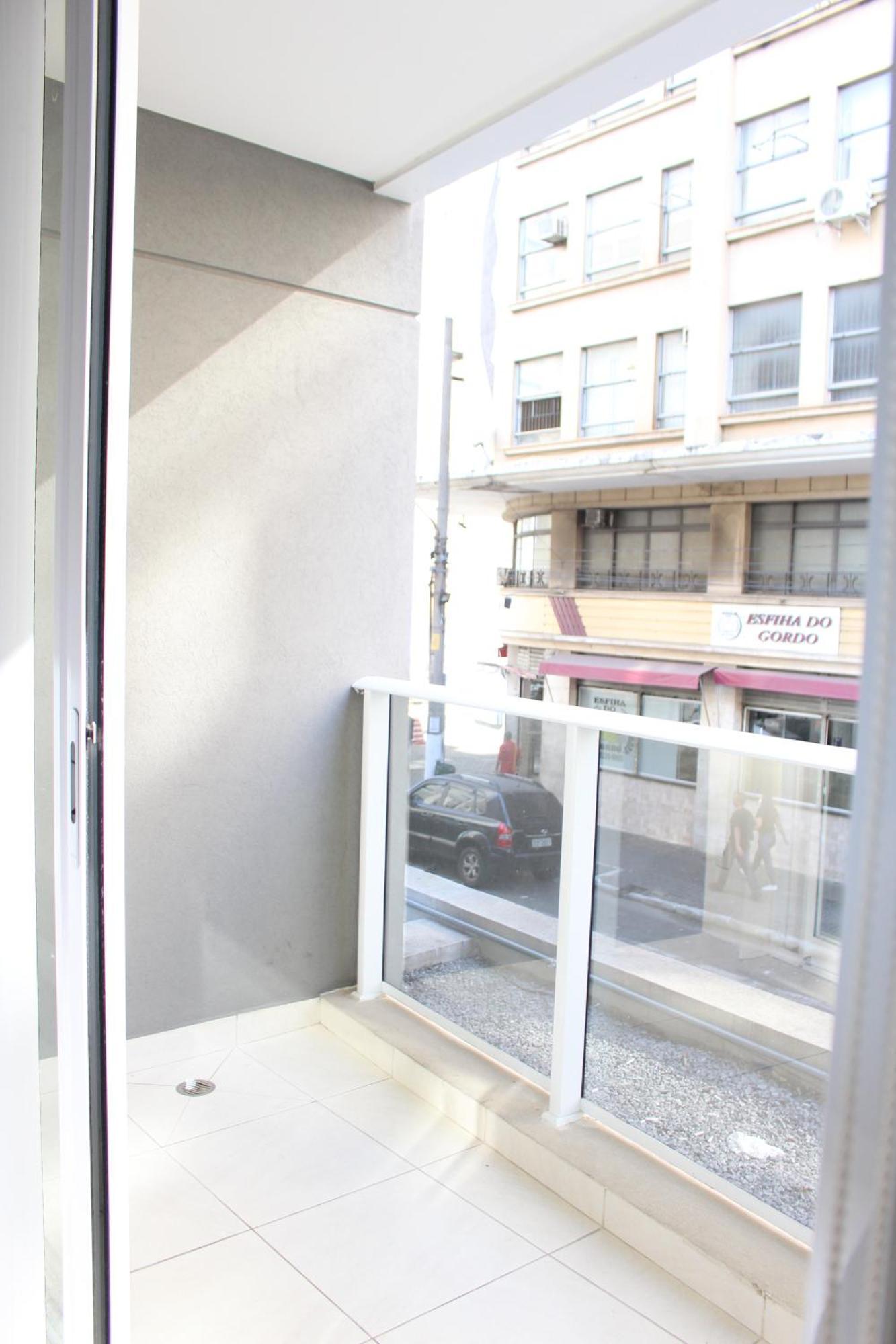 Setin 104 - No Centro Historico De Apartamento