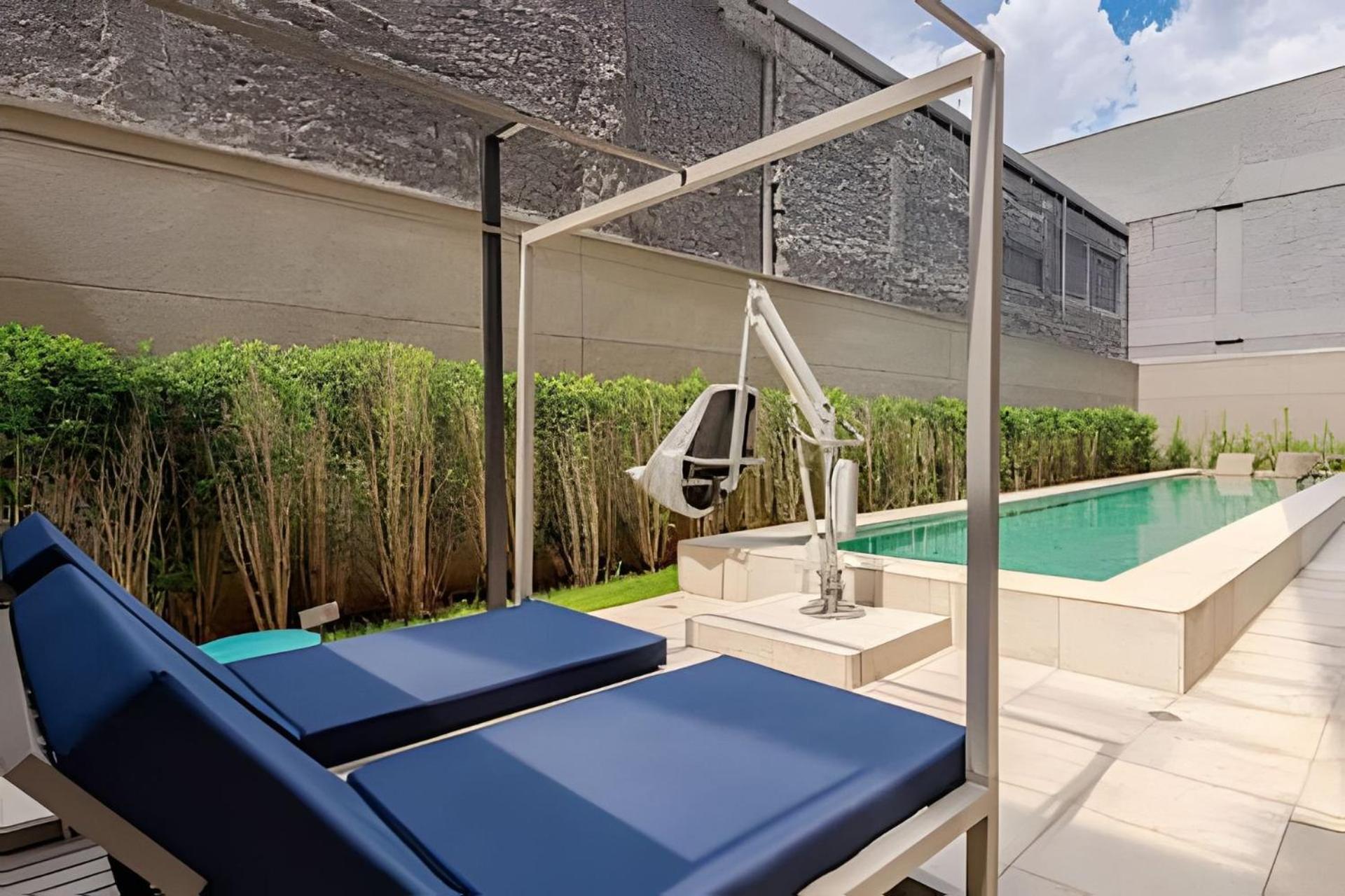 Pinheiros I Faria Lima, Apto Studio, 50m Metro, Piscina, Wi-fi Apartment *