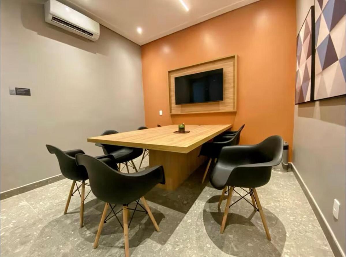 Pinheiros I Faria Lima, Apto Studio, 50m Metro, Piscina, Wi-fi Apartment *