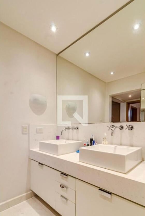 Penthouse 100 Meters From Av Paulista Apartment