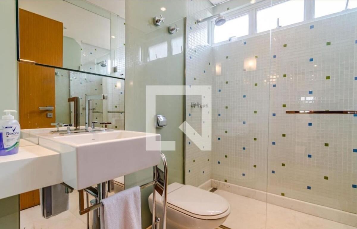Penthouse 100 Meters From Av Paulista Apartment