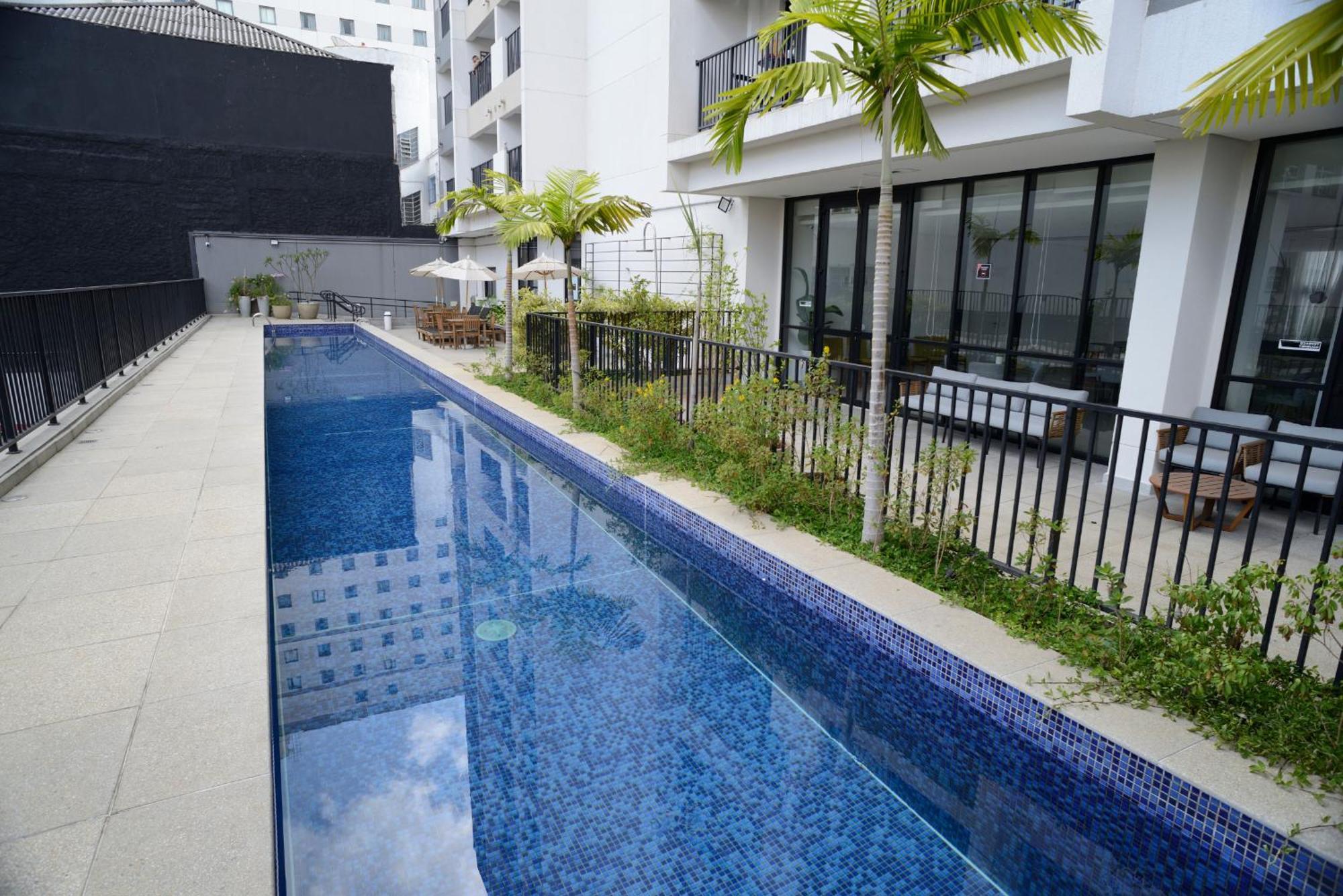 Gold One - Frente Metro Luz Com Estacionamento Apartamento
