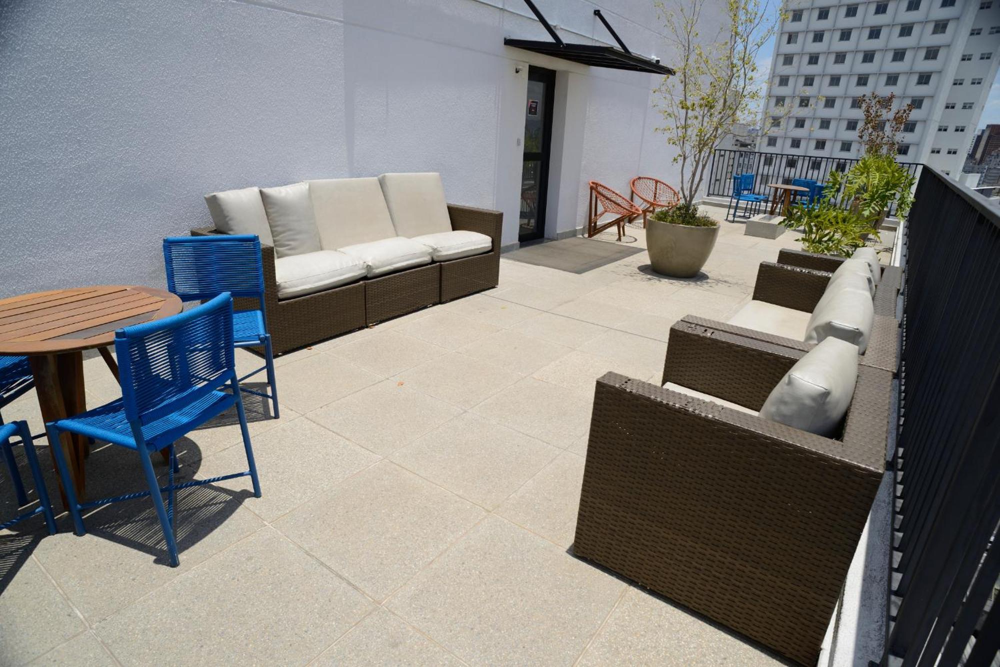 Apartment Gold One - Frente Metro Luz Com Estacionamento *
