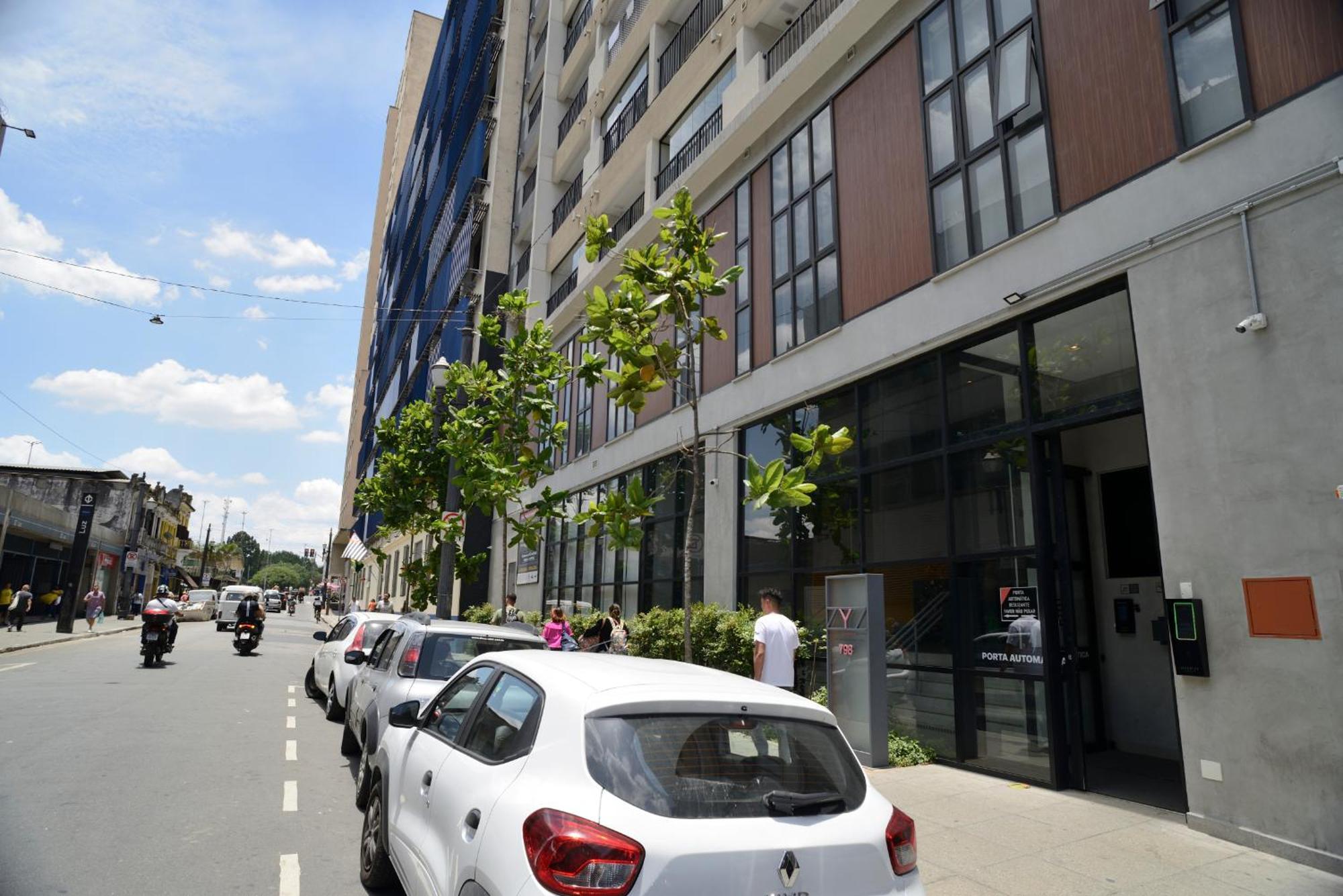 Apartamento Gold One - Frente Metro Luz Com Estacionamento