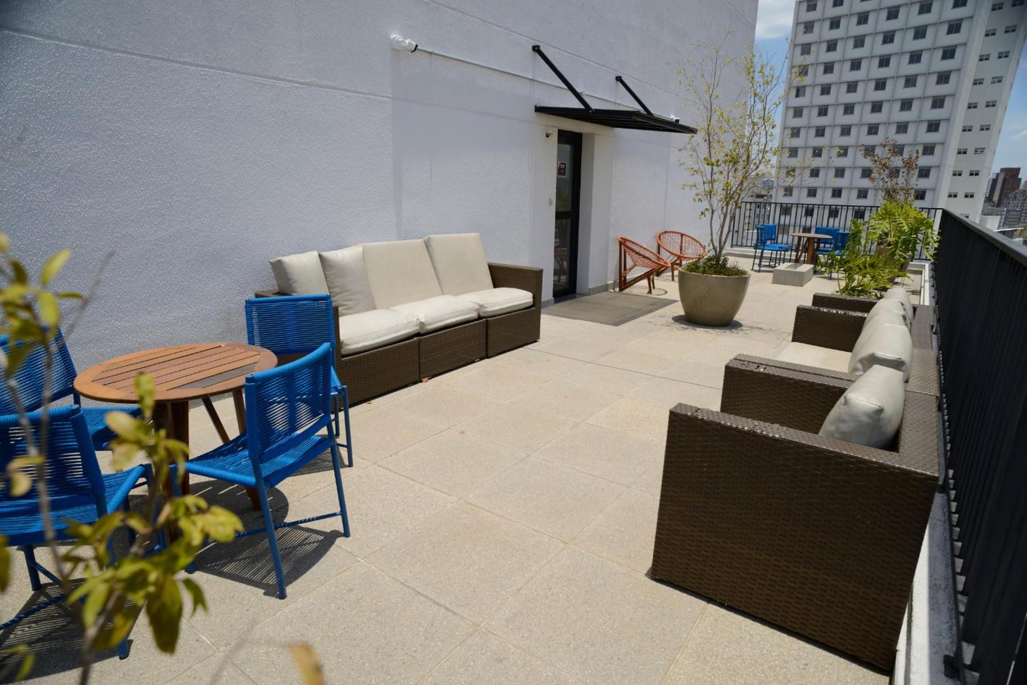 Apartamento Gold One - Frente Metro Luz Com Estacionamento *