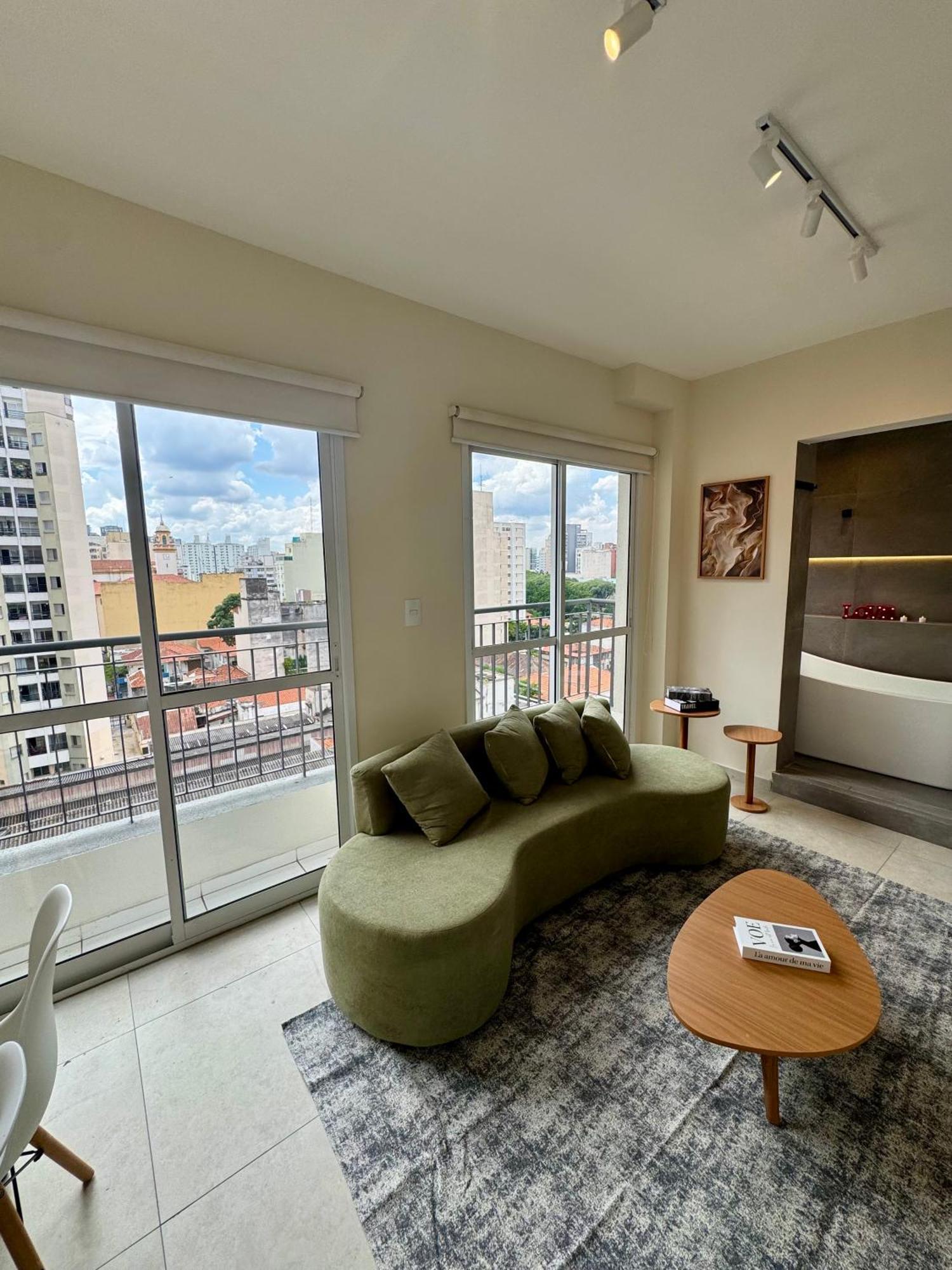 Apartamento Uh House , Estacionamento , Piscina, Bela Vista