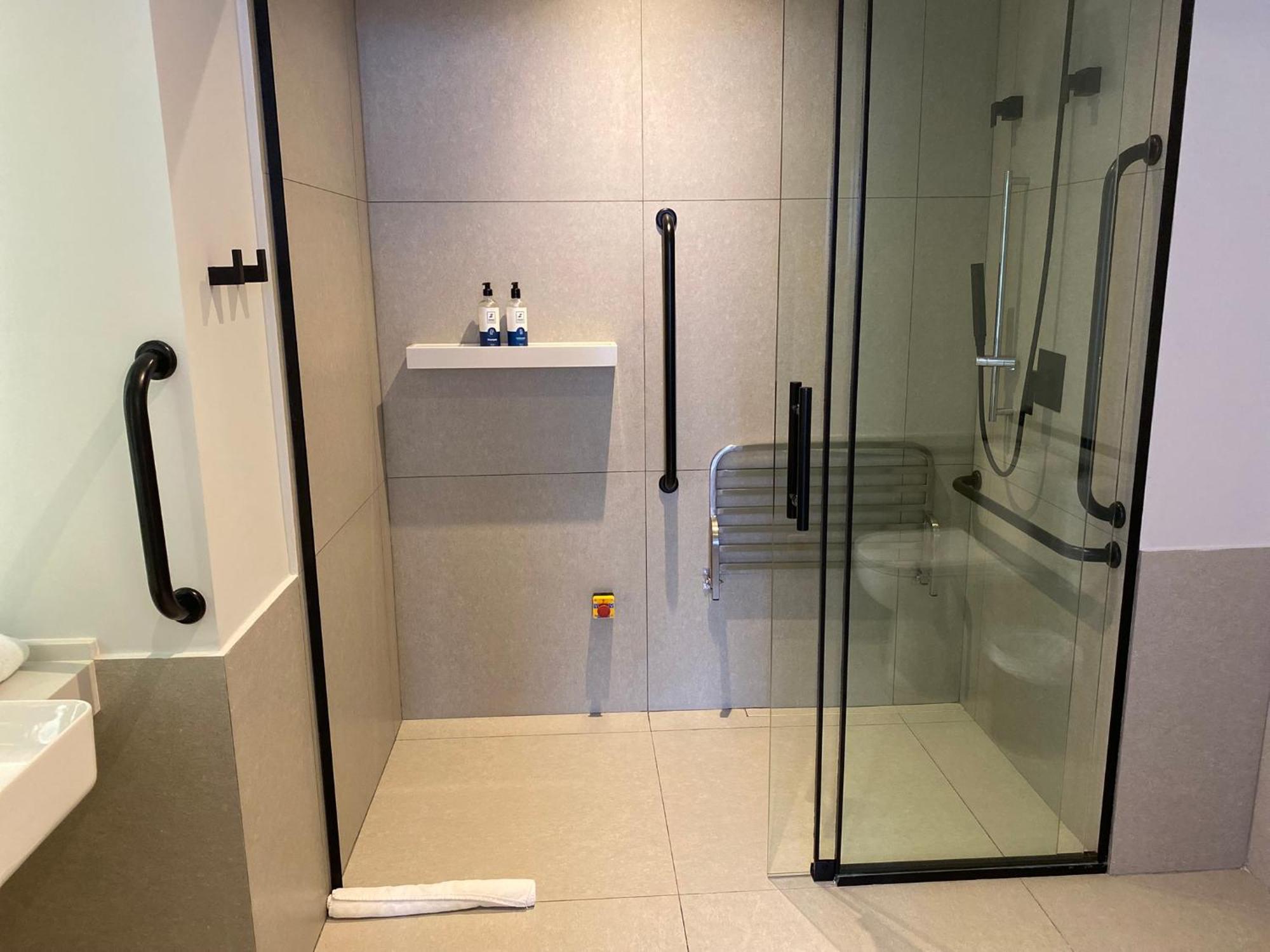 Hotel Slaviero Ibirapuera 4*