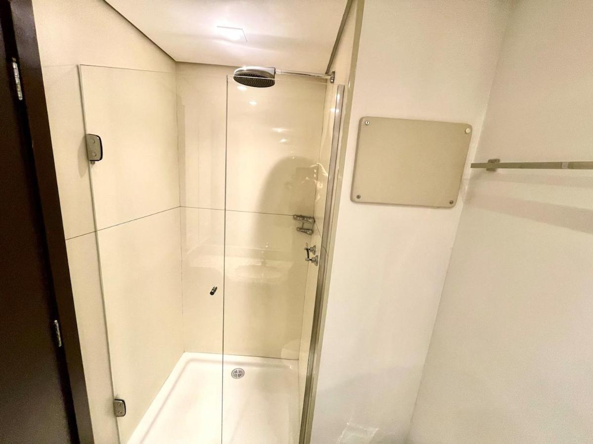 Apartamento Flat Show 600m Av Paulista, Piscina, 1carro, Acad. *