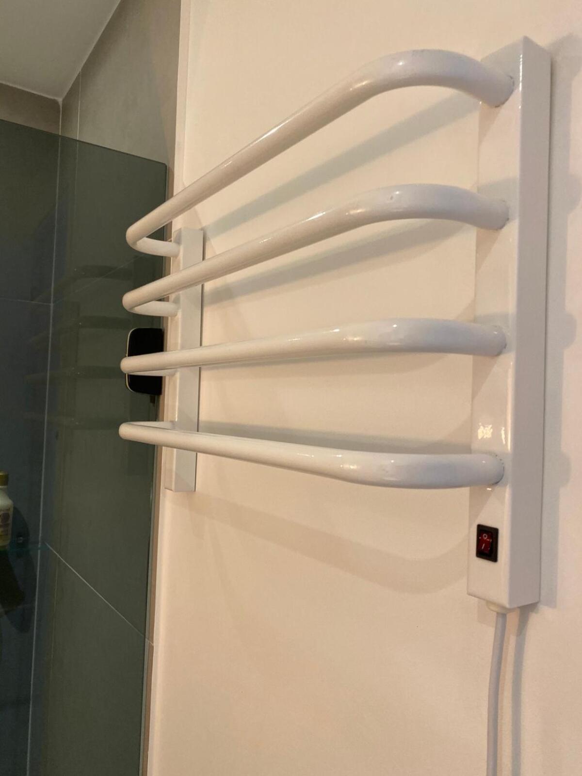 Moderno Em Predio Com Concierge São Paulo