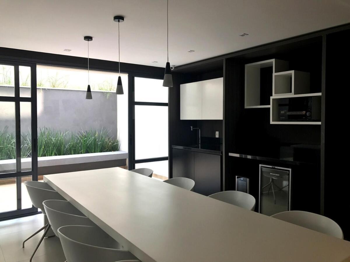 Moderno Em Predio Com Concierge