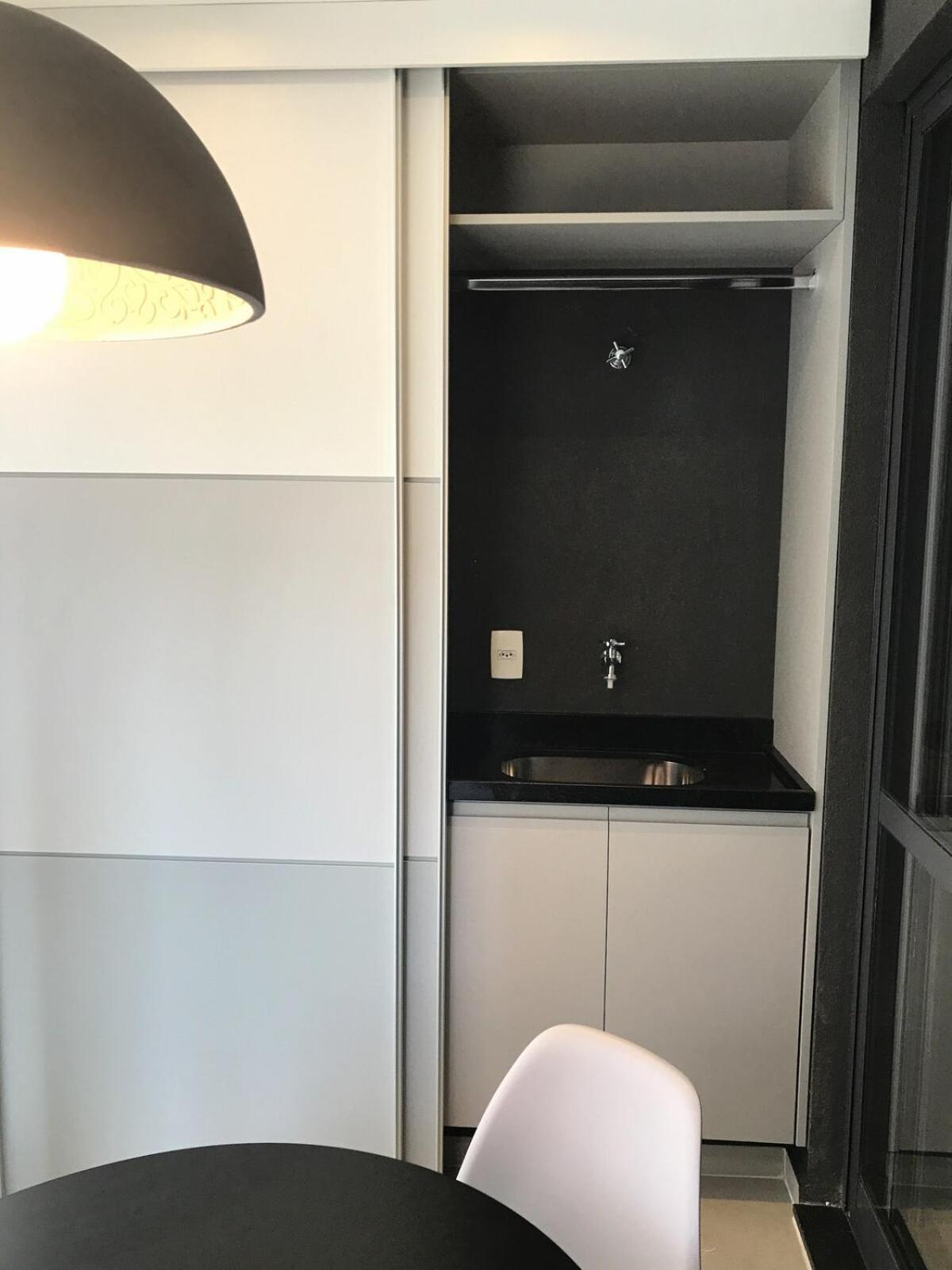 Moderno Em Predio Com Concierge * São Paulo