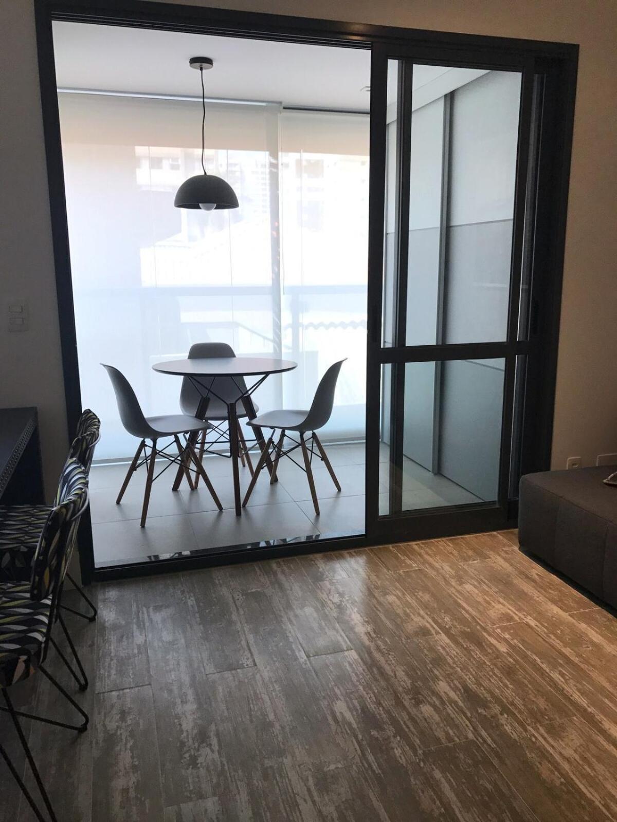 Moderno Em Predio Com Concierge