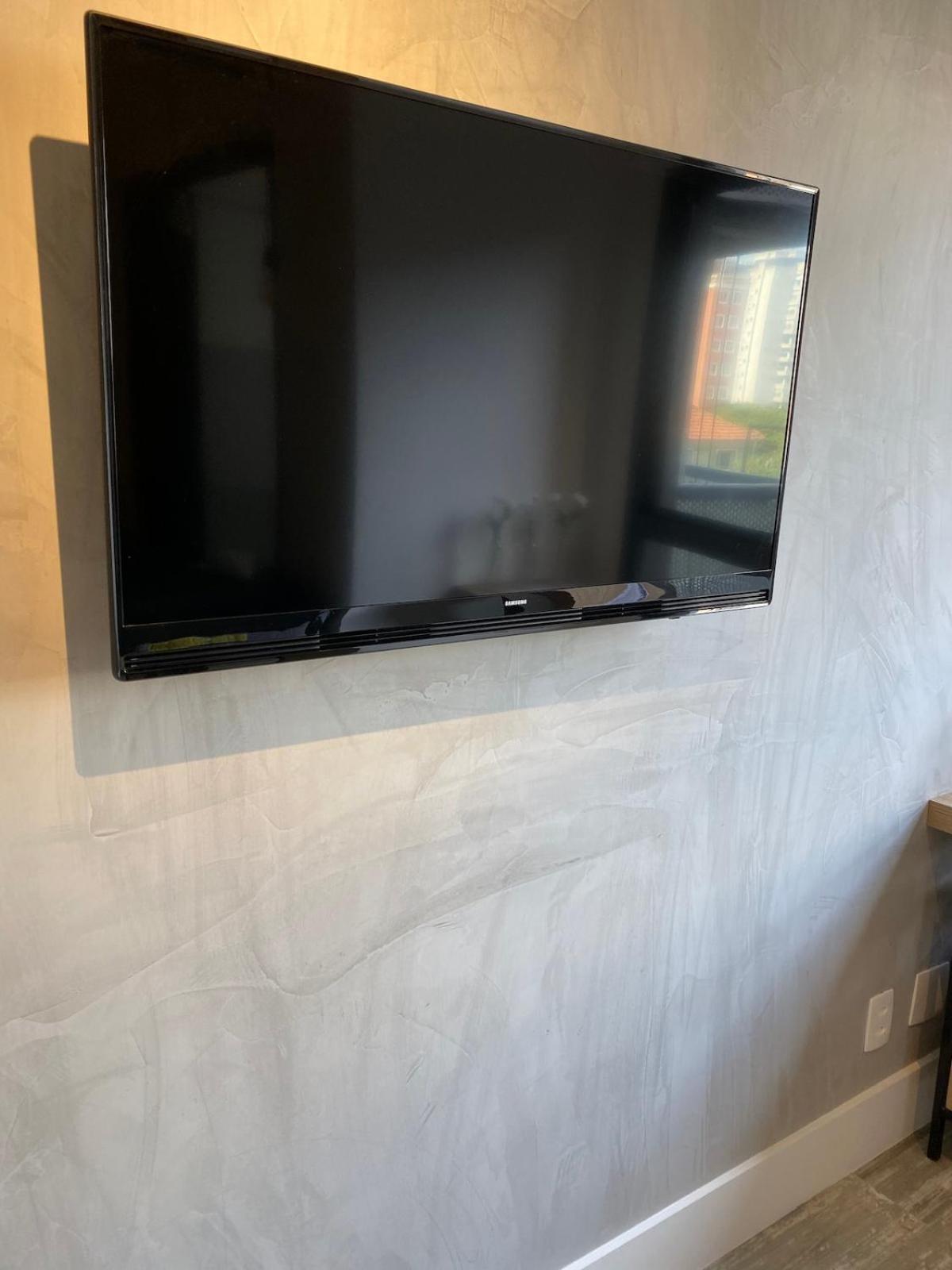 Moderno Em Predio Com Concierge São Paulo
