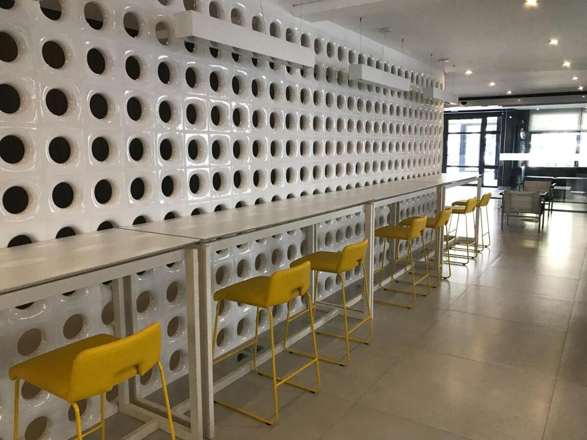 Moderno Em Predio Com Concierge São Paulo