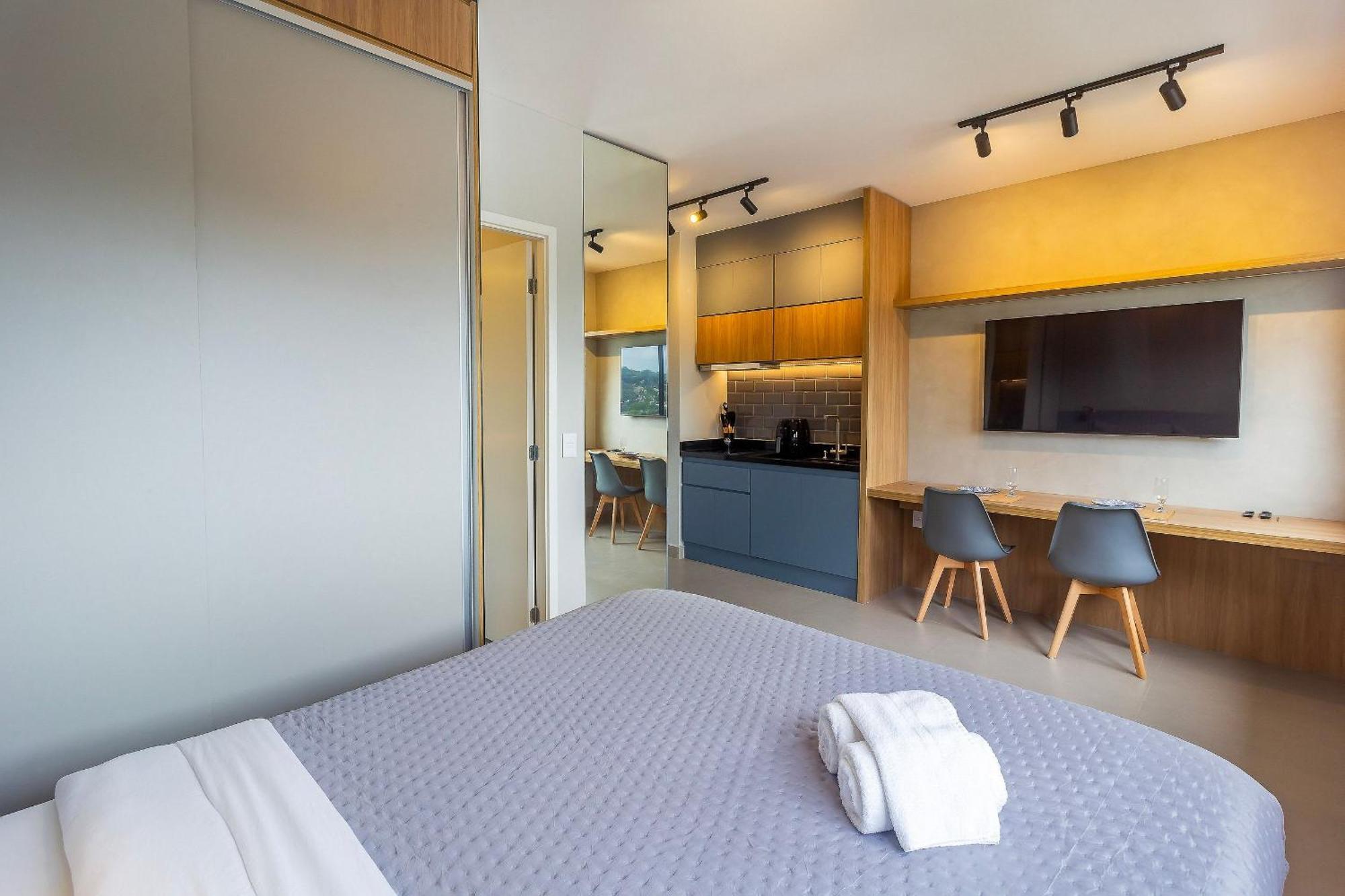 Bp1005 - Com Ar Condicionado | Faria Lima Apartamento