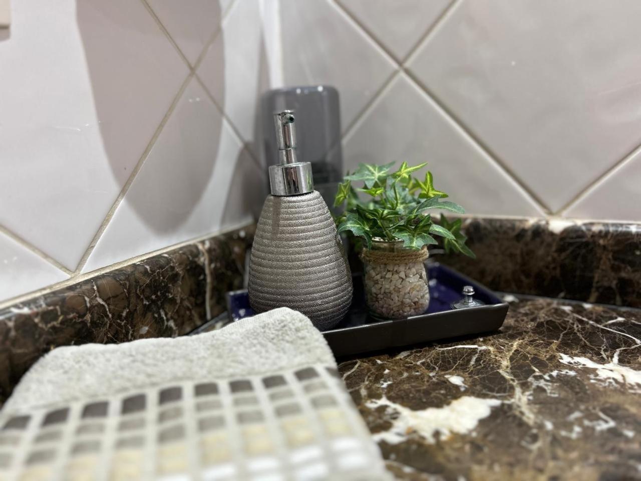 Apartamento Luxuoso Flat No Mercure Ibirapuera Privilege Moema - 5 Min Do Aeroporto *