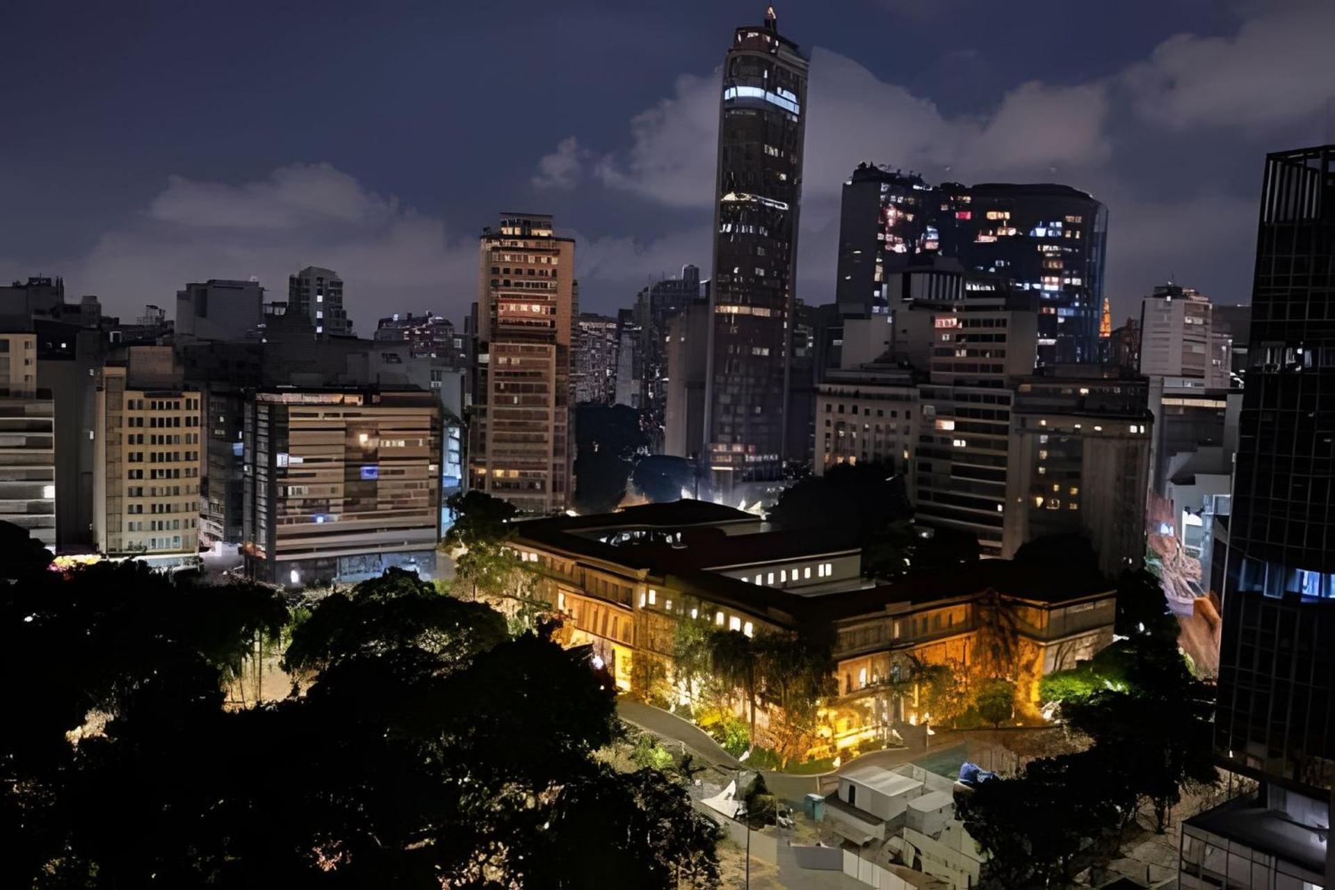 Apartamento Loft 30 M2 / Centro De Sp / Predio Moderno 103