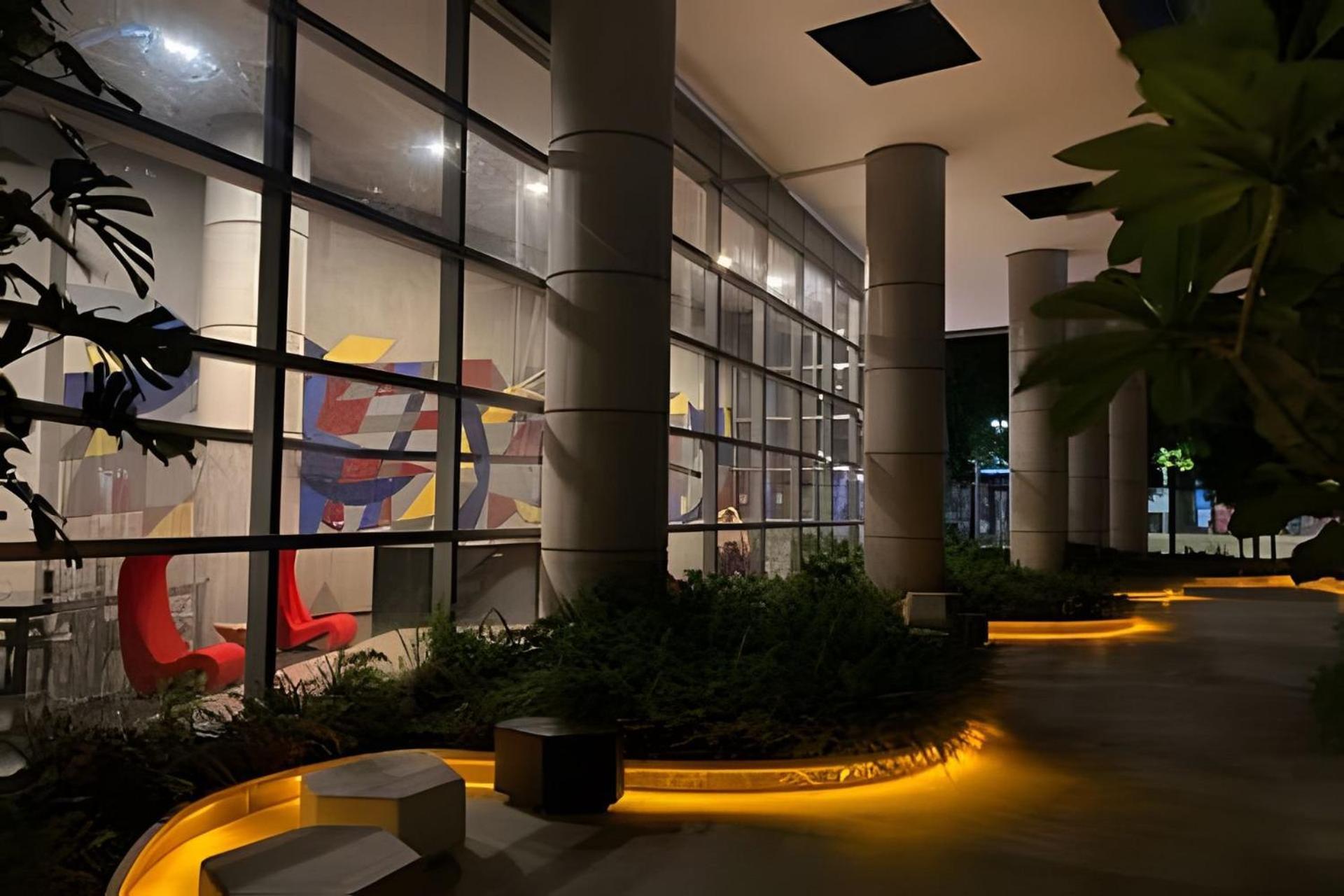 Apartamento Loft 30 M2 / Centro De Sp / Predio Moderno 103 São Paulo