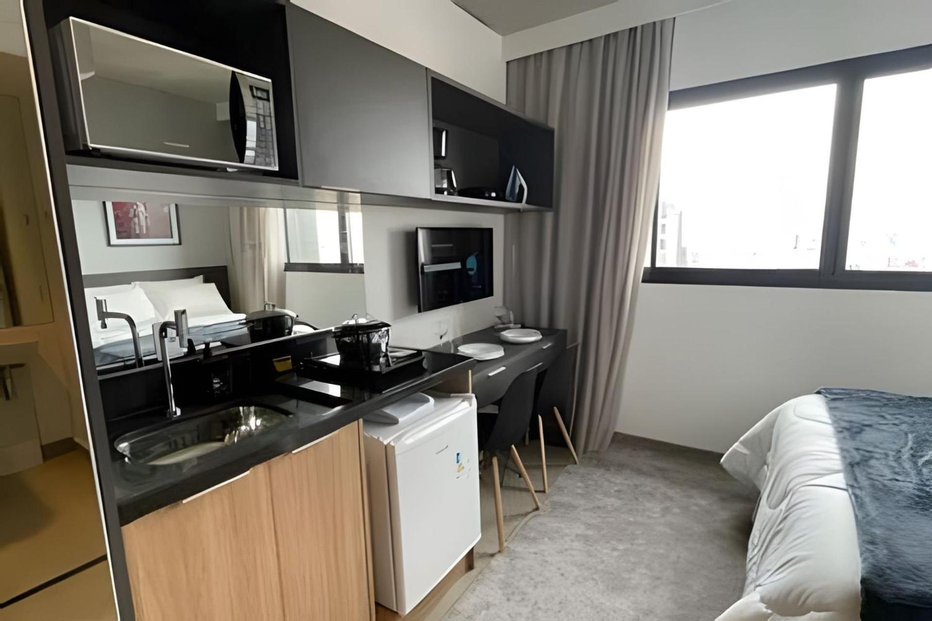 Compacto Prox Hosp Sirio 2104 Apartamento *