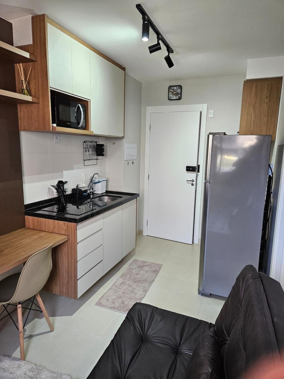 Apartamento Apto Pinheiros9 Faria Lima,teatro Bravos, Metro, Estadio Morumbi *