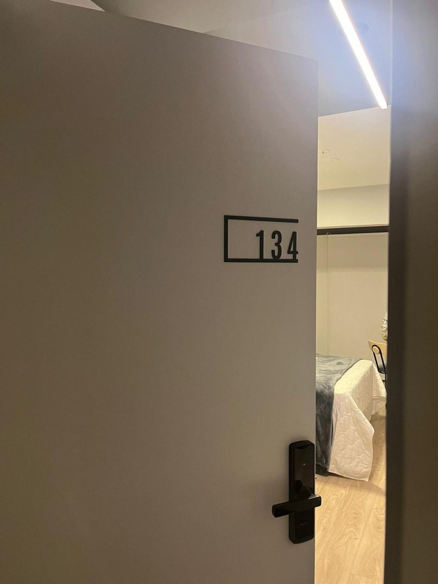 Mariana Lindo E Novo Apartamento