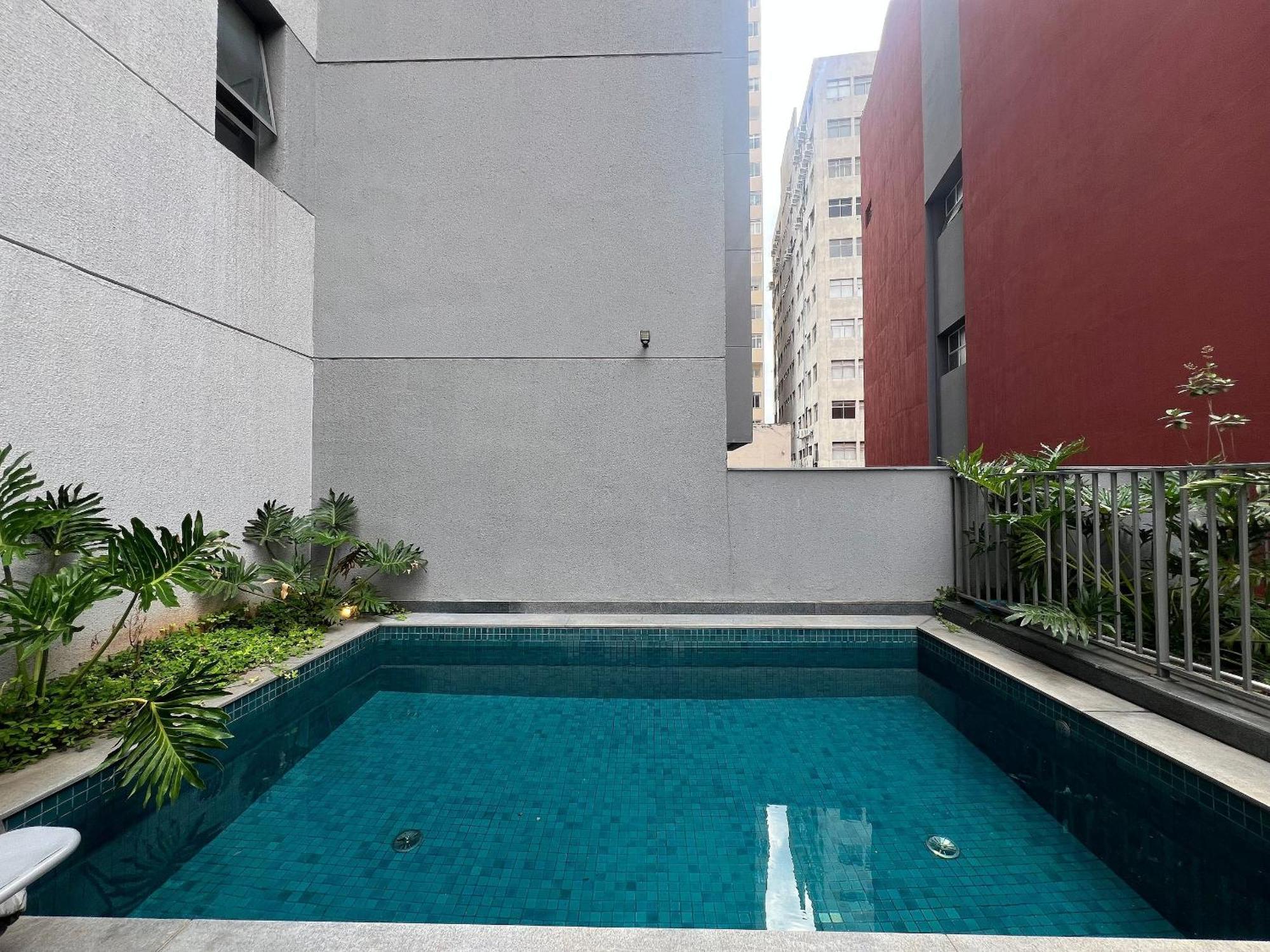 Apartamento Lindos Na Liberdade Ac/wf/proximo Ao Metro