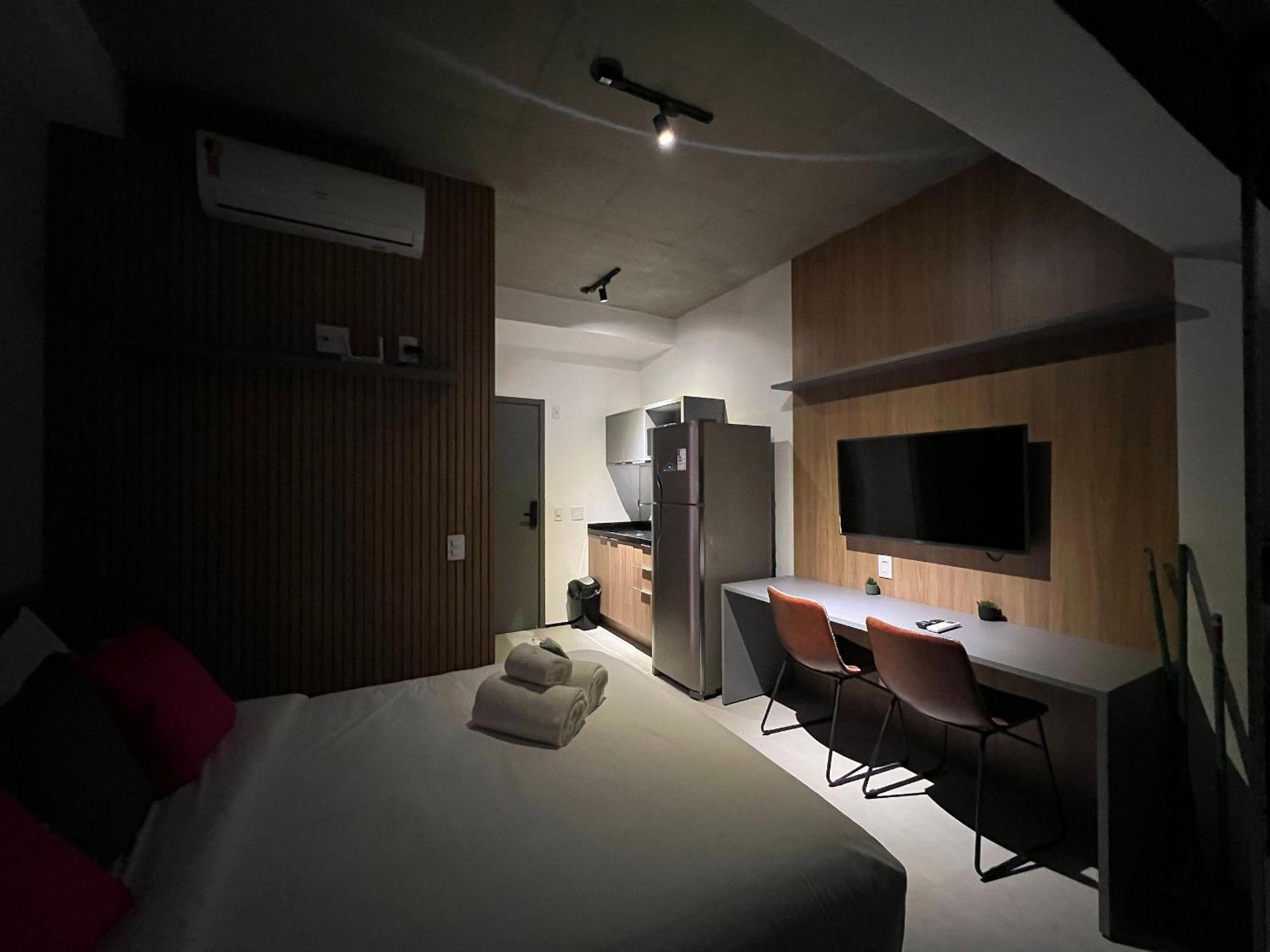 Apartamento Maravilhosos Metro Paraiso Ac/wf Vista Incrivel *