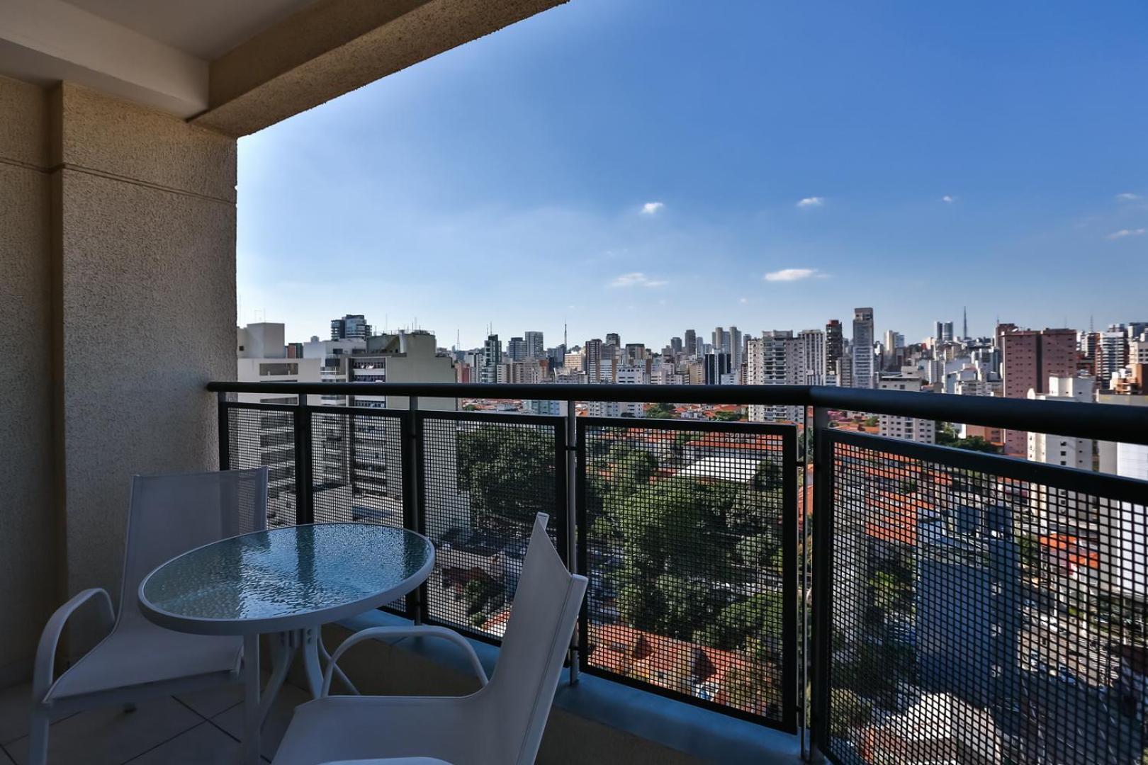 Roomo Pinheiros Residencial