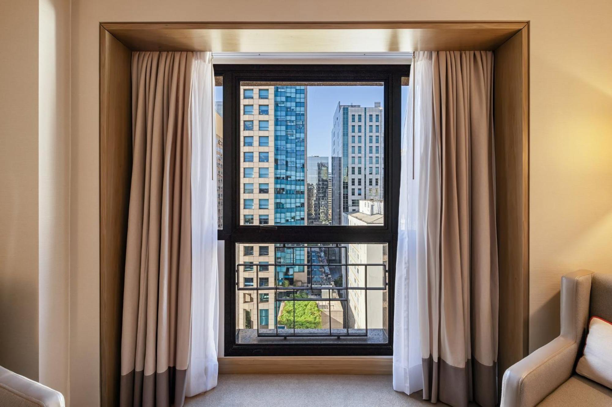 Intercontinental By Ihg Hotel 5*