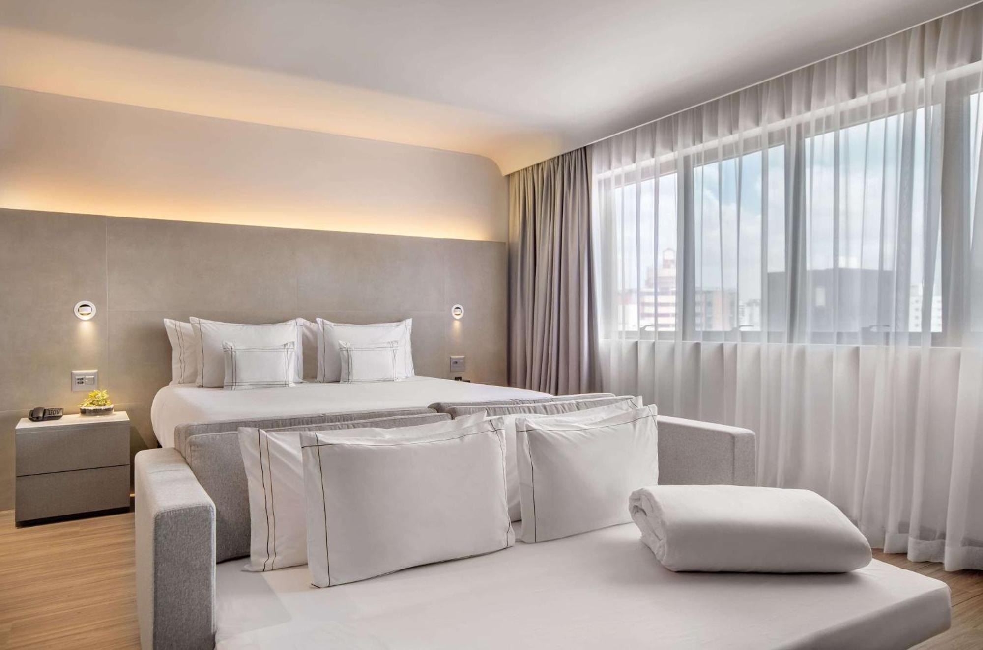 Melia Ibirapuera Hotel 4*