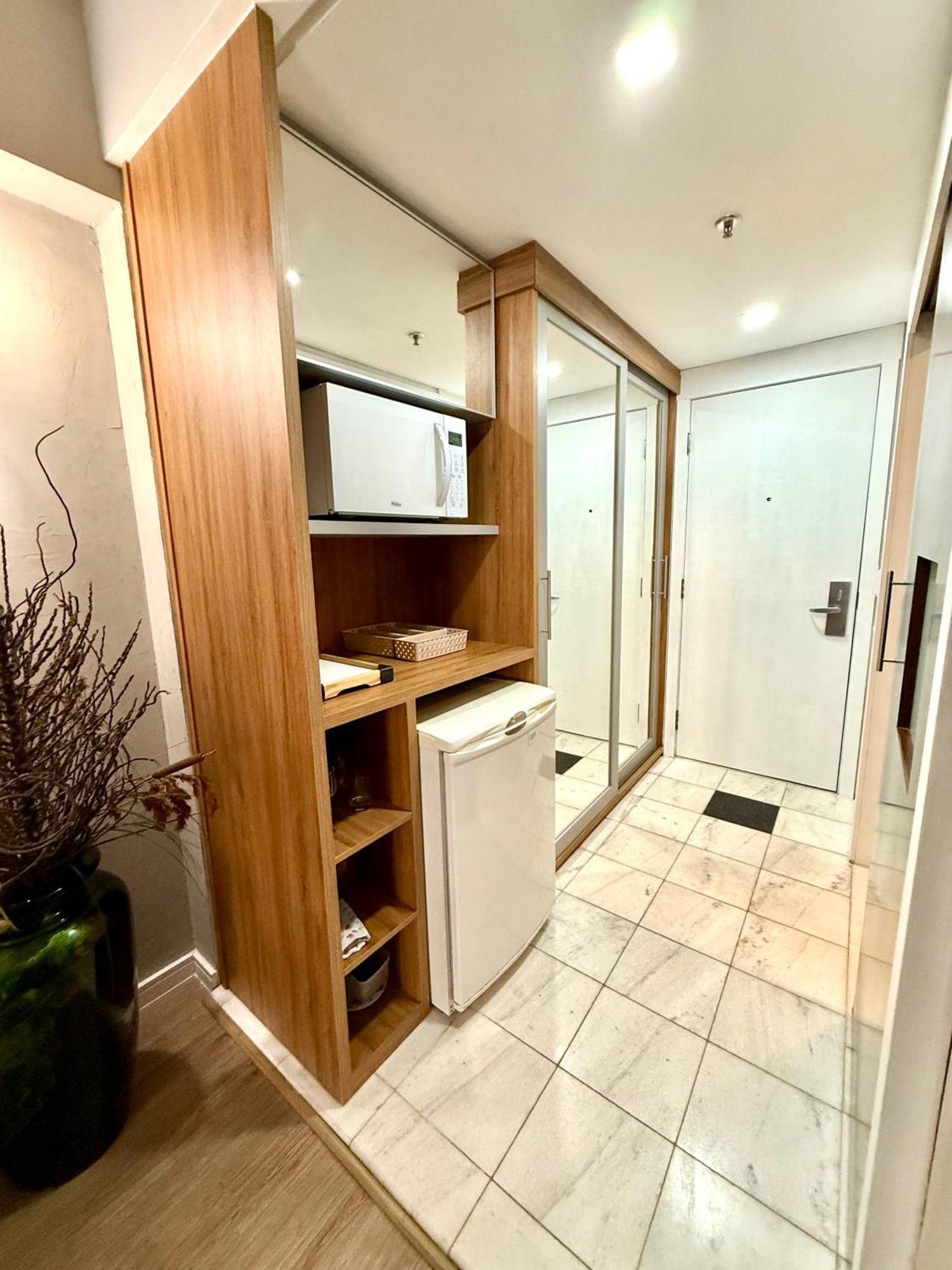 Apartamento Lindo Com Jacuzzi E Sacada A 50m Av Paulista