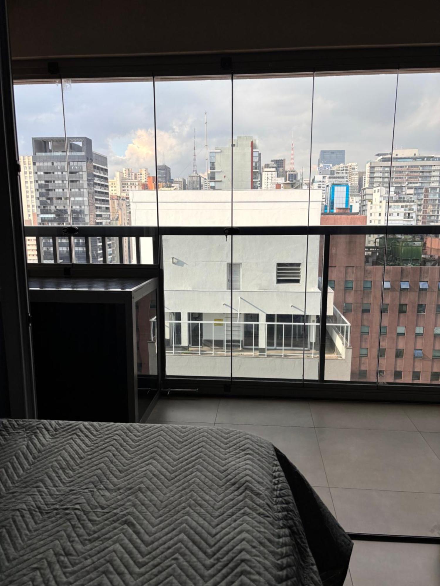 Work & No Jardins Apartamento *