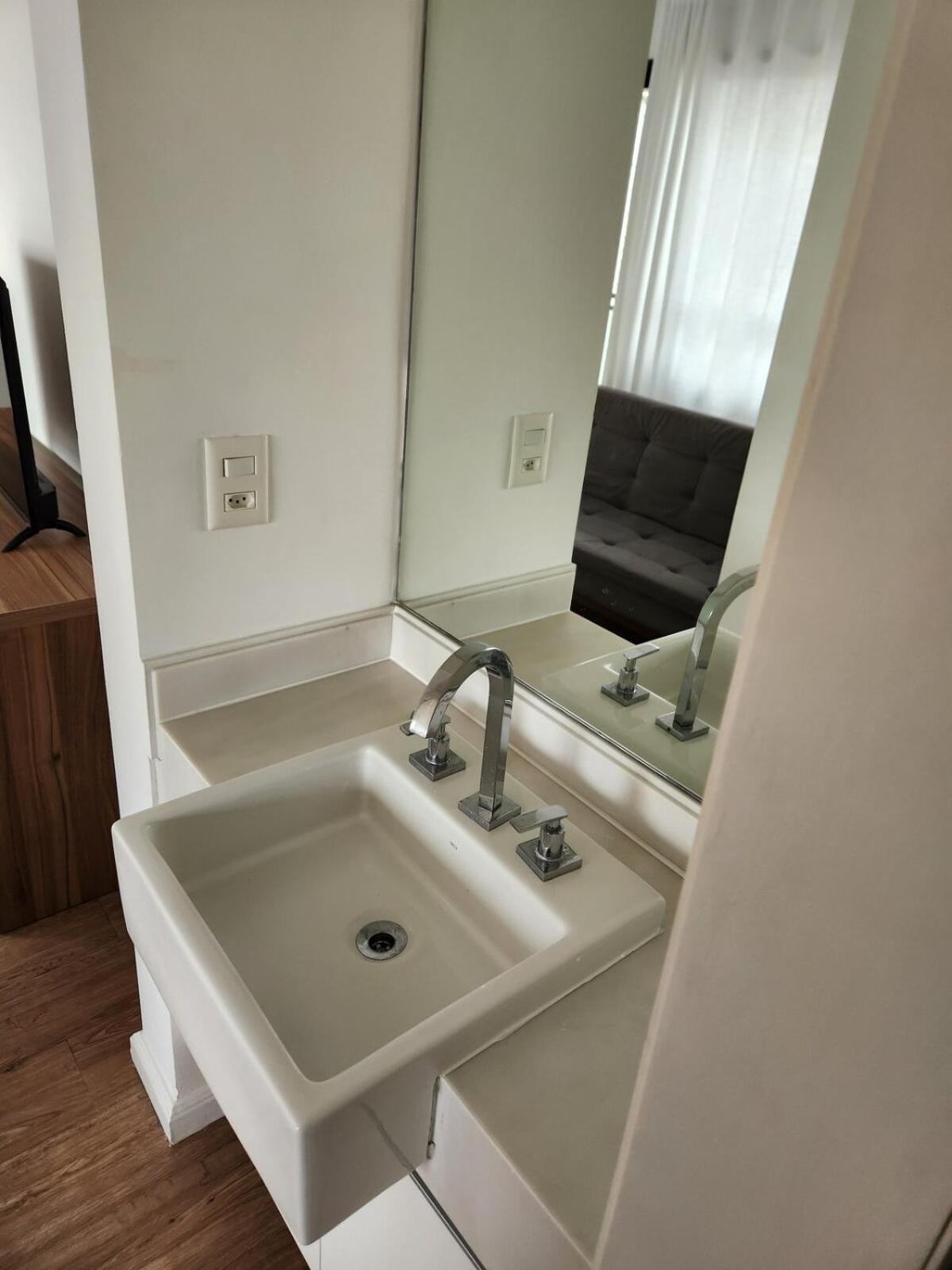 Apartamento Funcional Na Vla Madalena *