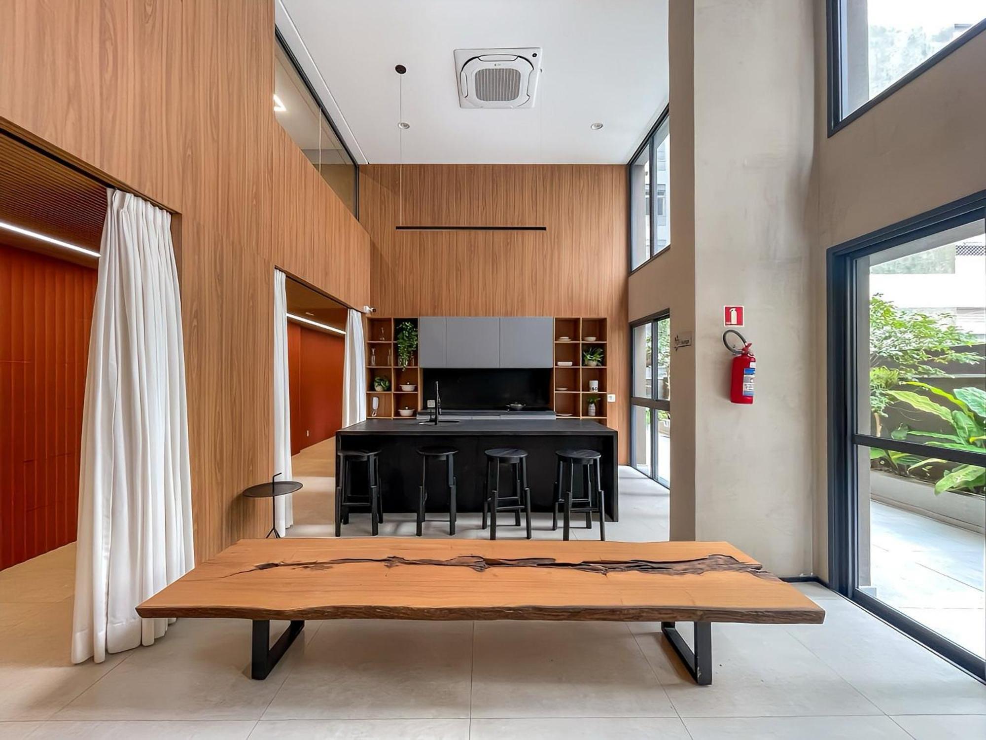 Casa de férias Pamplona Condominio, Piscina E Conforto, Ao Lado Do Metro Trianon-masp São Paulo