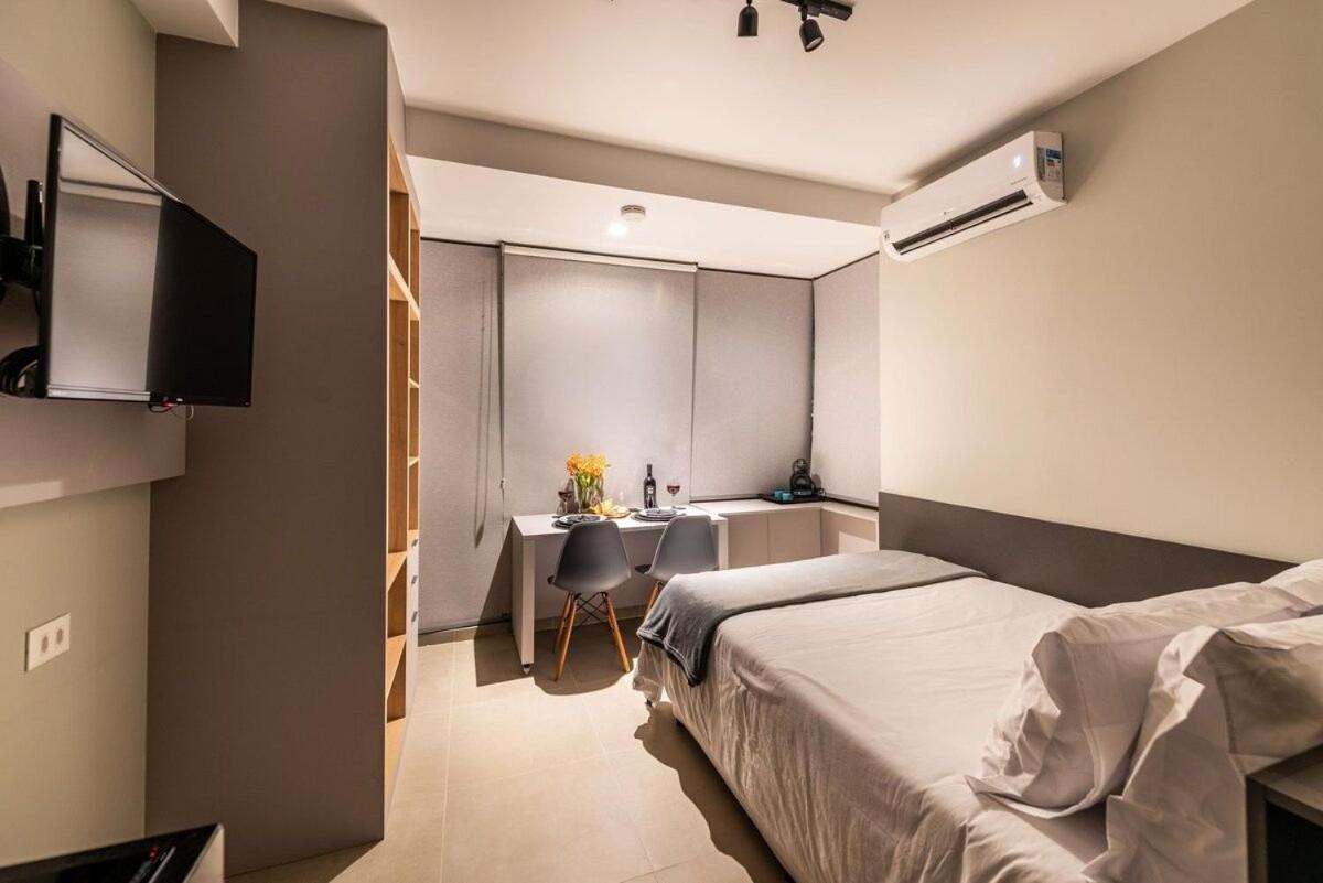 Of4 | Novo Bhaus Oscar Freire Vista Jardins Metro Apartment