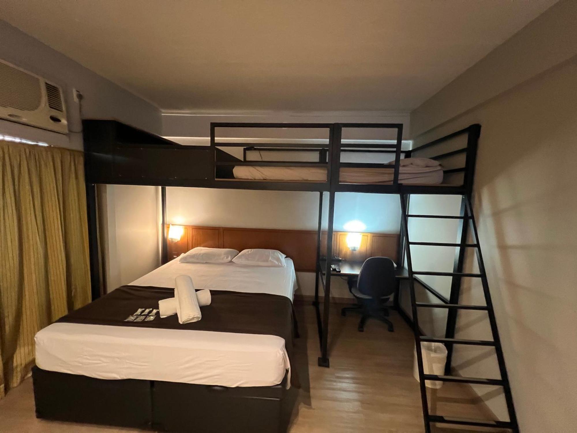 Hotel Live Logde V Mariana Pq Ibirapuera Uh-904 3*